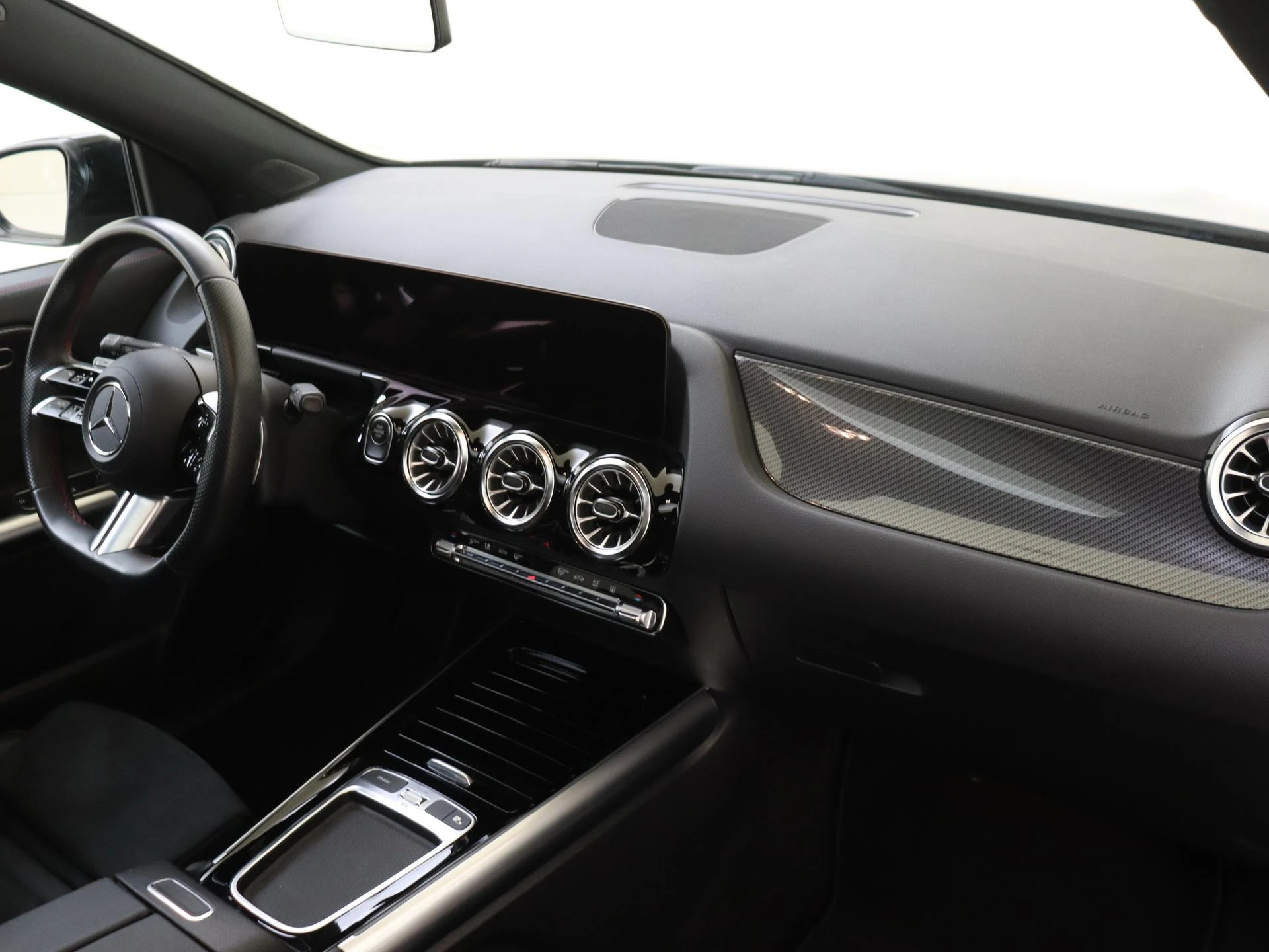 Mercedes-Benz GLA met kenteken 11100 – autofoto 5