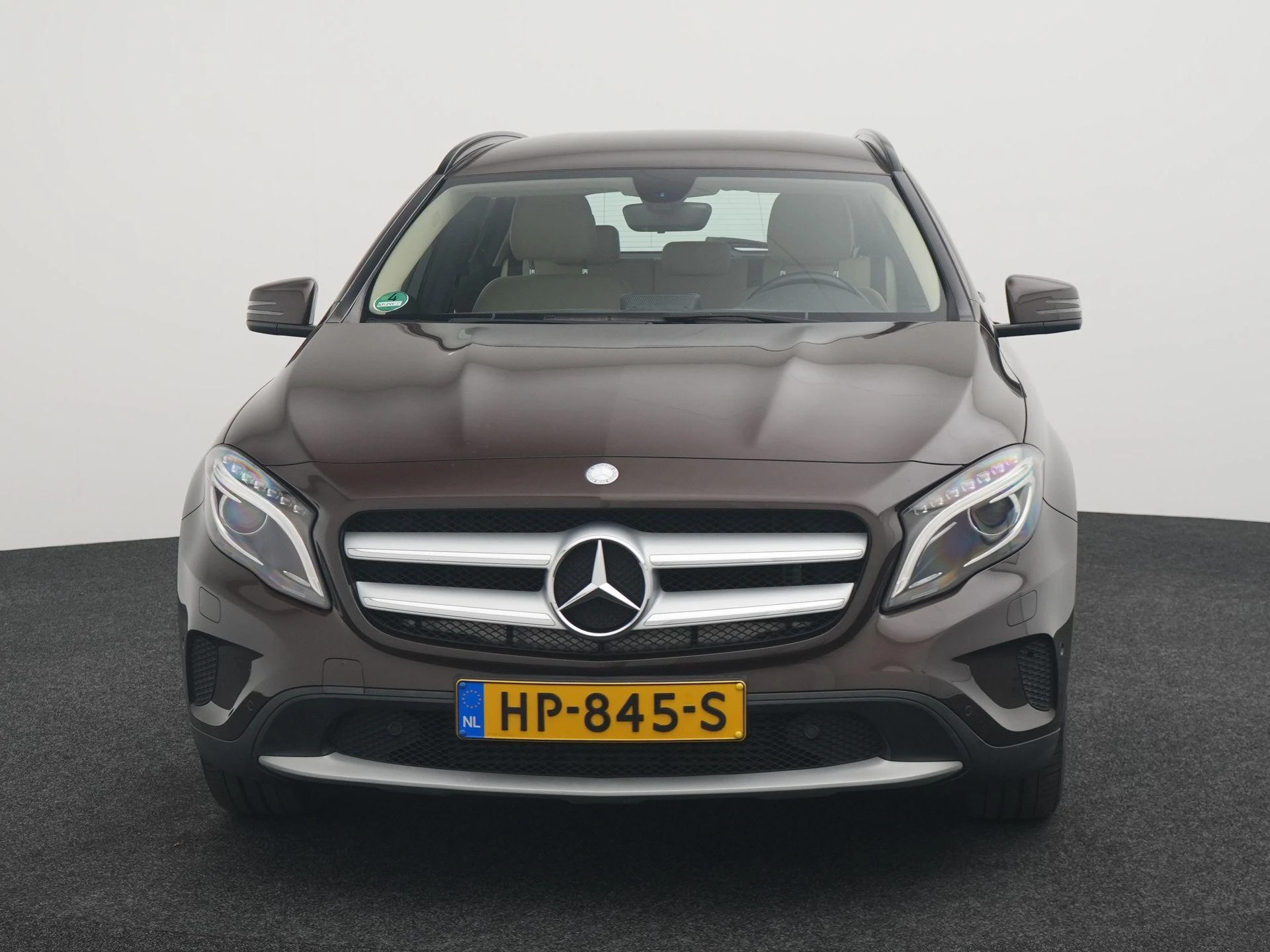 Mercedes-Benz GLA met kenteken 55100 – autofoto 4