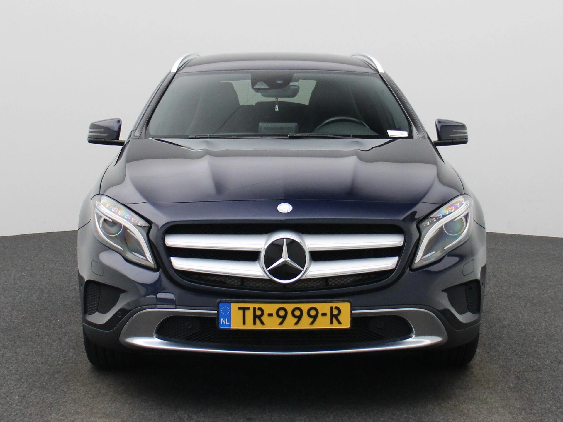 Mercedes-Benz GLA met kenteken 60100 – autofoto 4