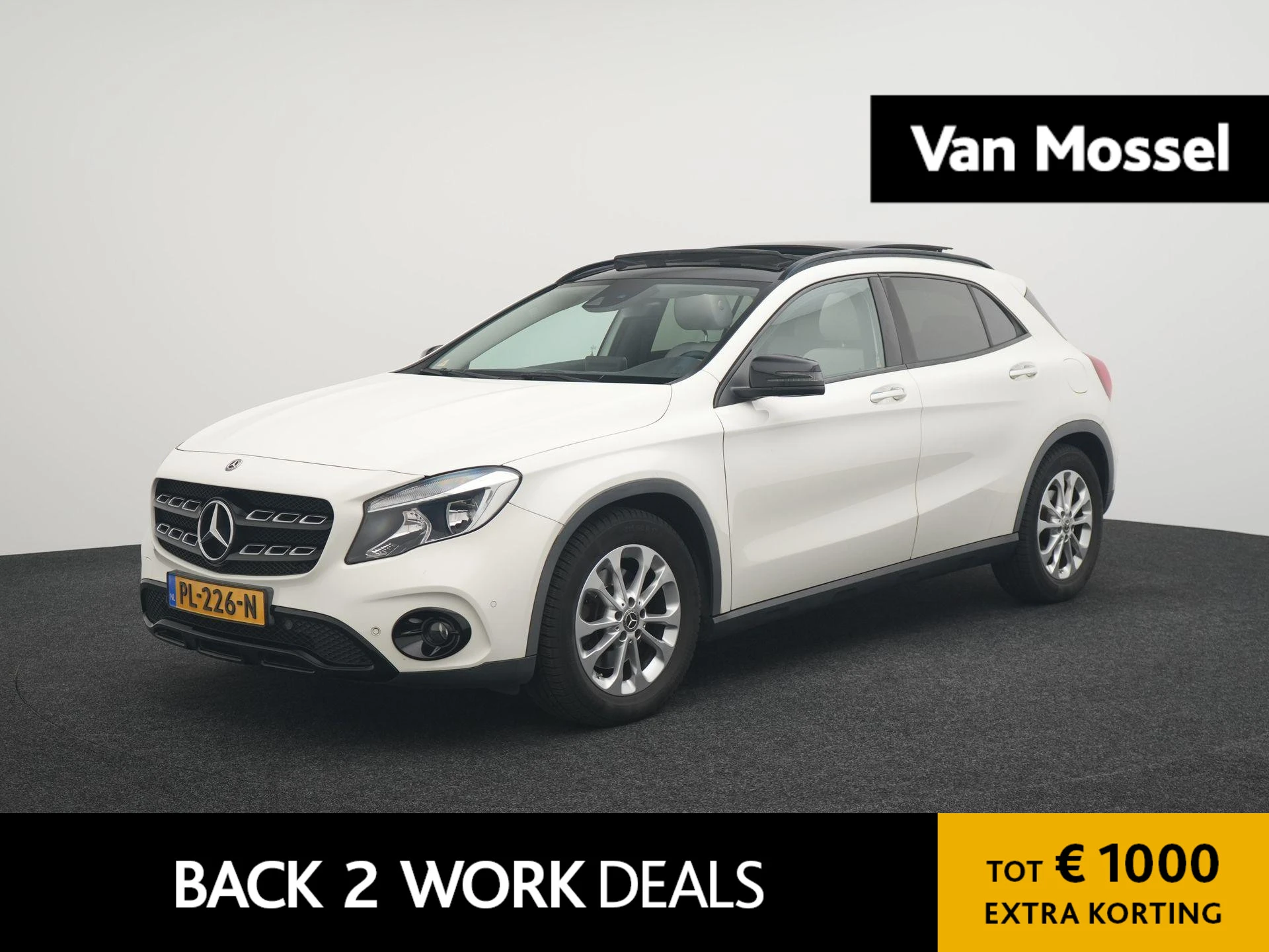 Mercedes-Benz GLA met kenteken 66100 – autofoto 2