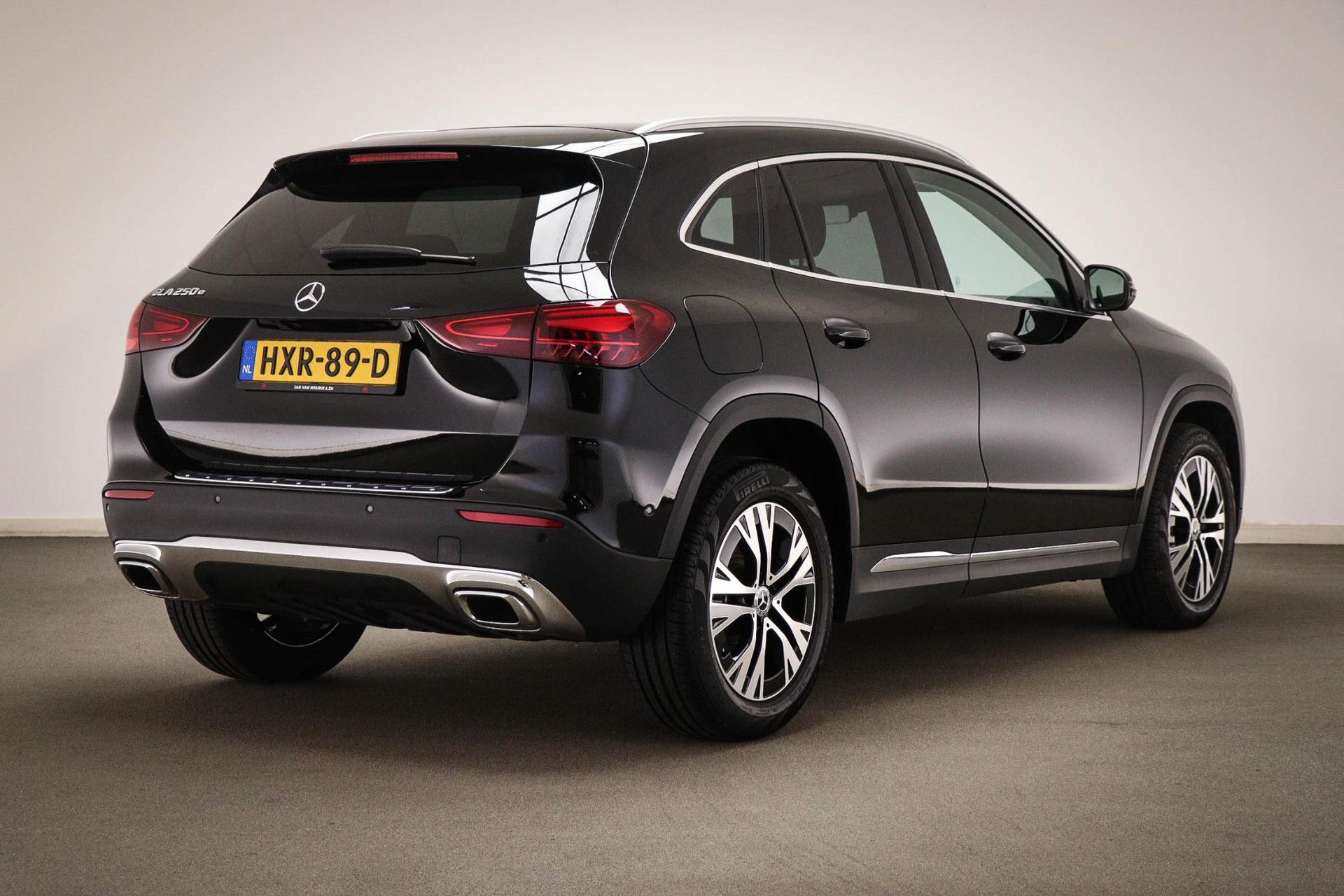Mercedes-Benz GLA met kenteken HXR-89-D – autofoto 2