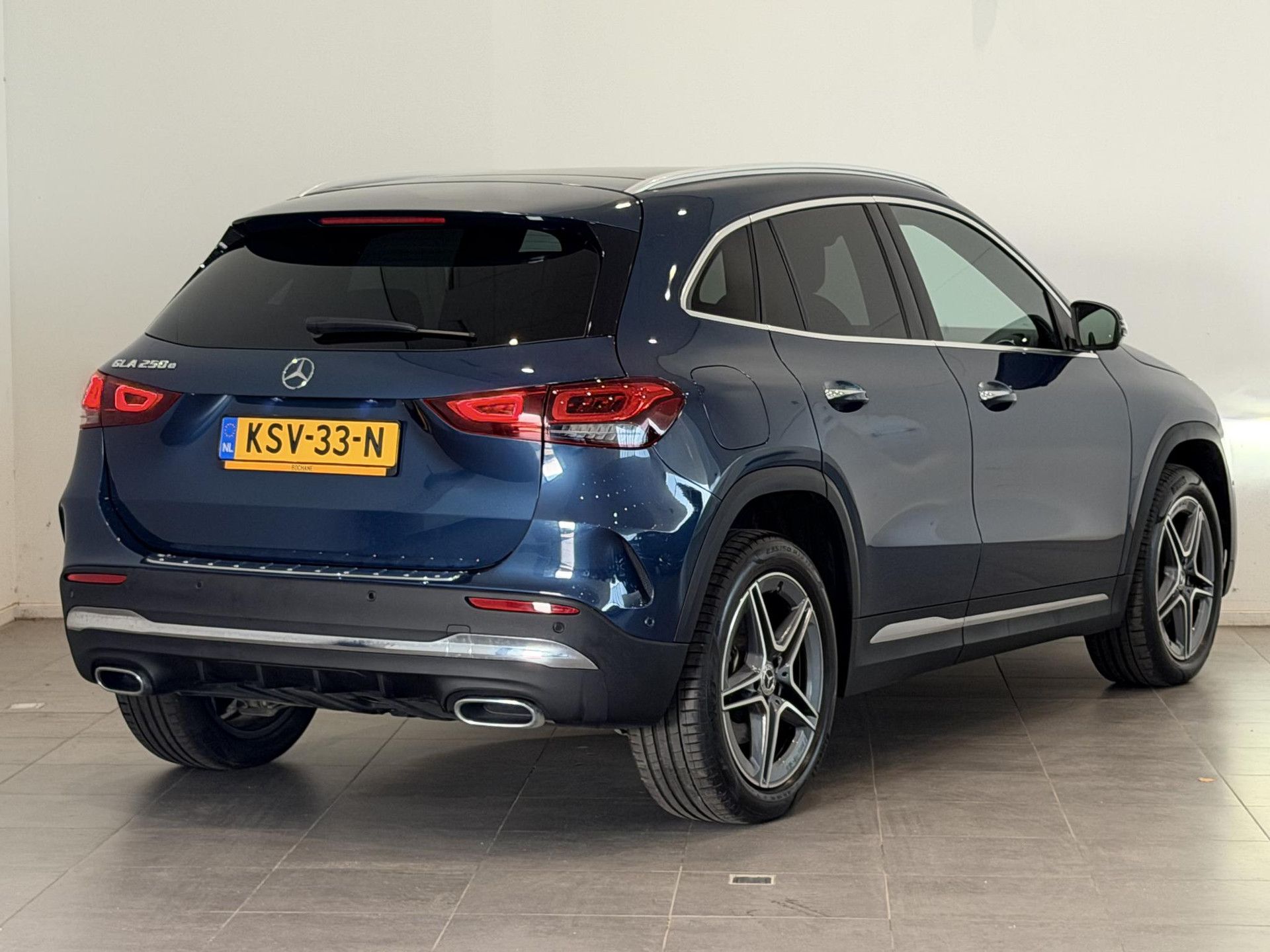 Mercedes-Benz GLA met kenteken KSV-33-N – autofoto 2