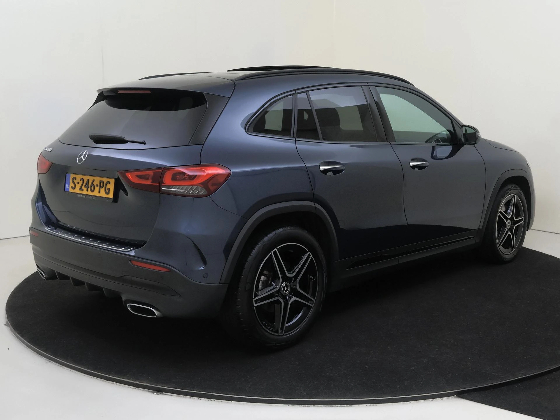 Mercedes-Benz GLA met kenteken S-246-PG – autofoto 5