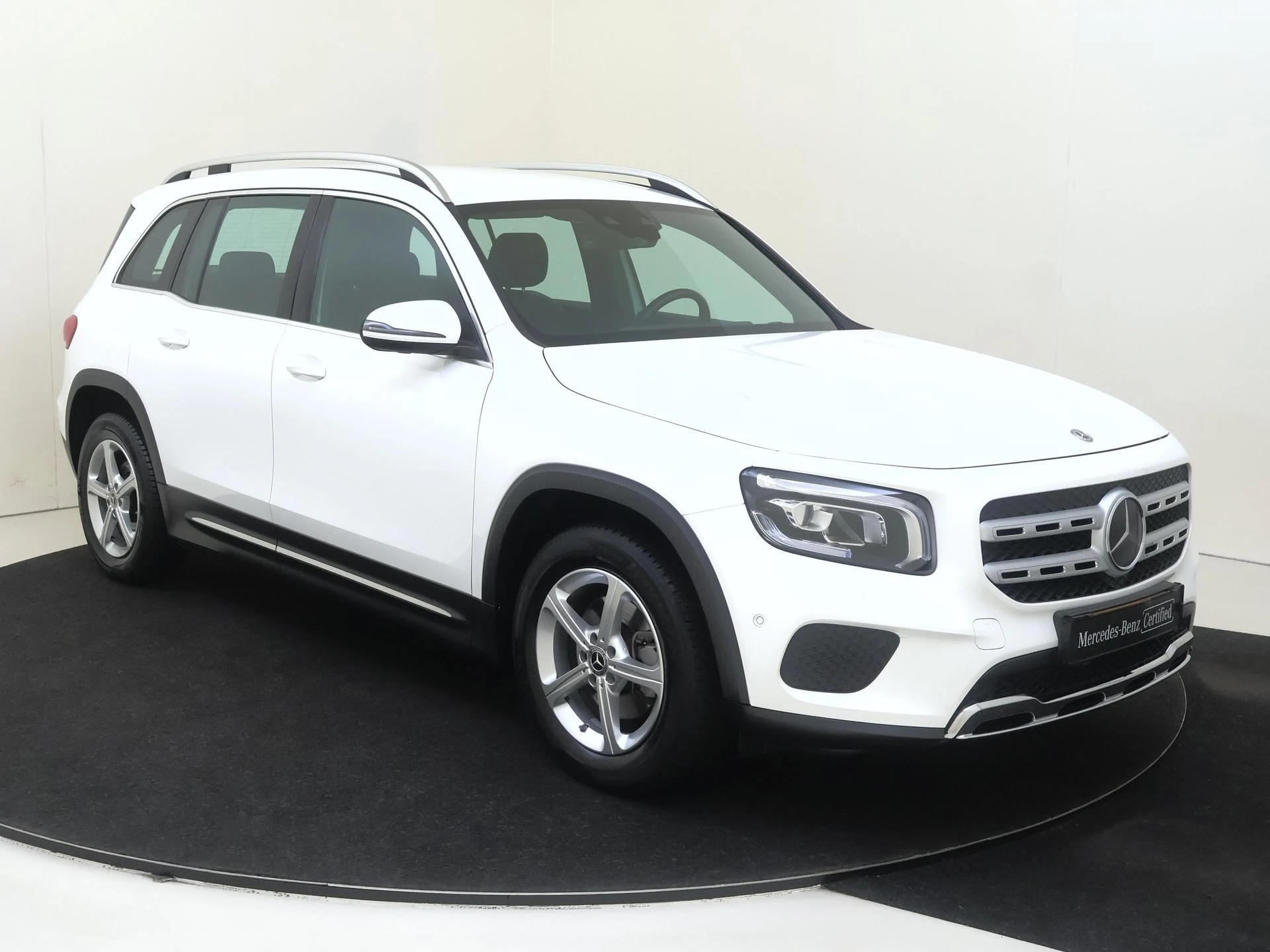 Mercedes-Benz GLB met kenteken 74100 – autofoto 3