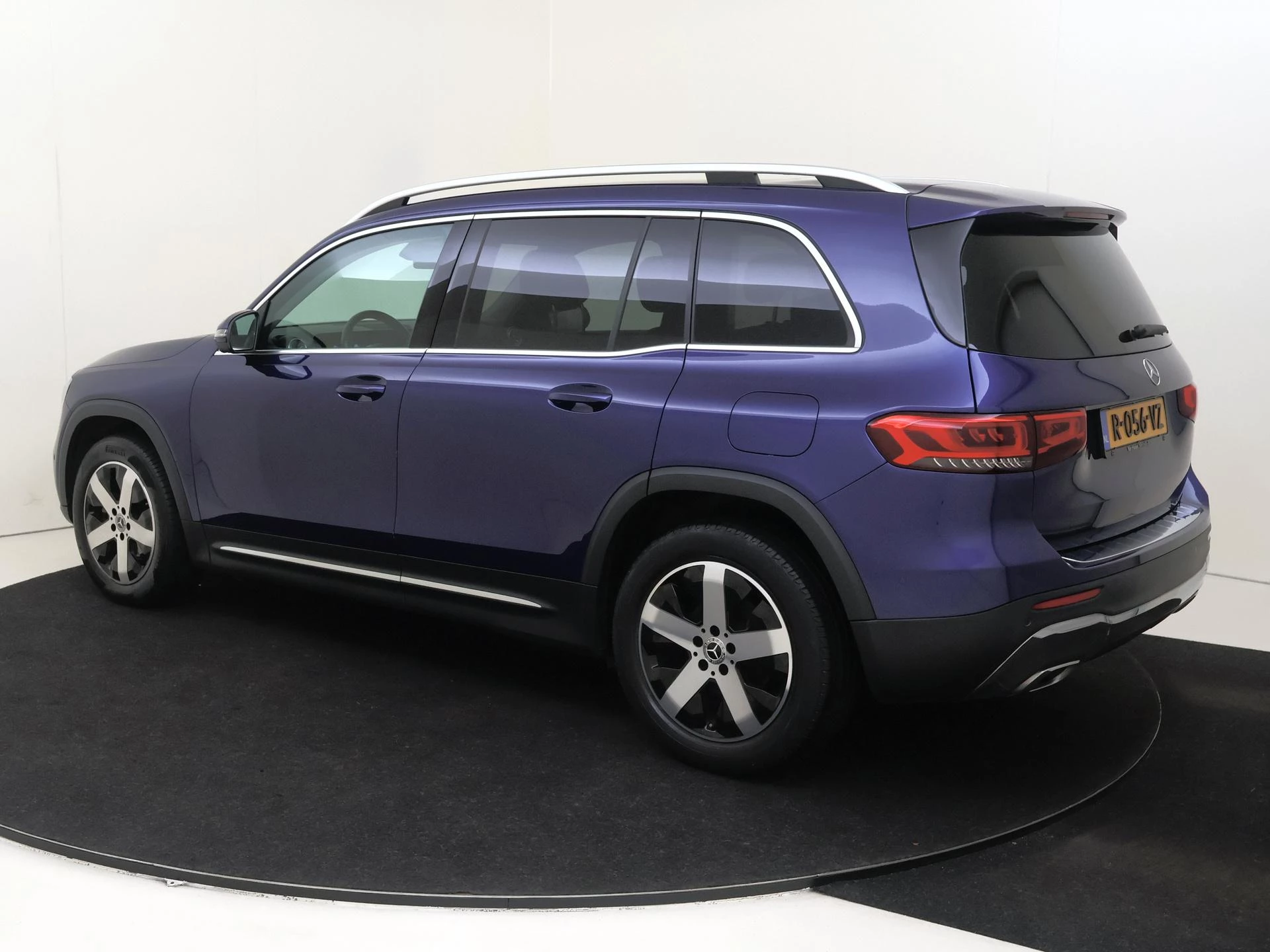 Mercedes-Benz GLB met kenteken 74100 – autofoto 4
