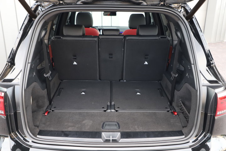 Mercedes-Benz GLB – autofoto 2