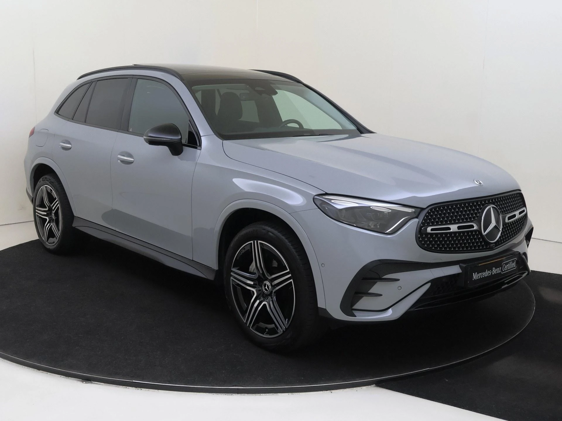 Mercedes-Benz GLC met kenteken 06100 – autofoto 3