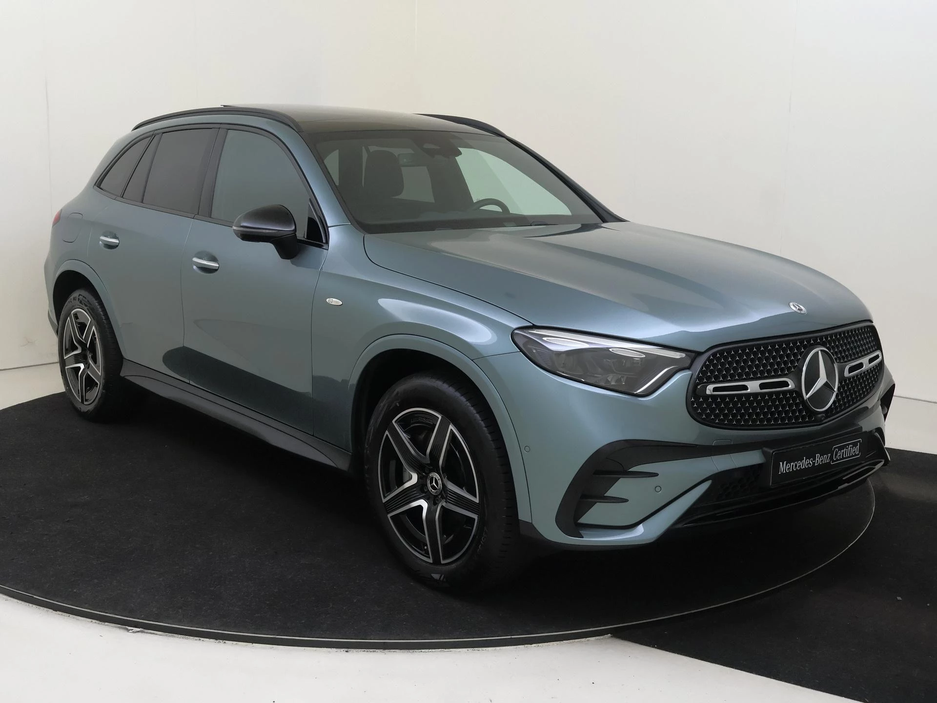 Mercedes-Benz GLC met kenteken 06100 – autofoto 3
