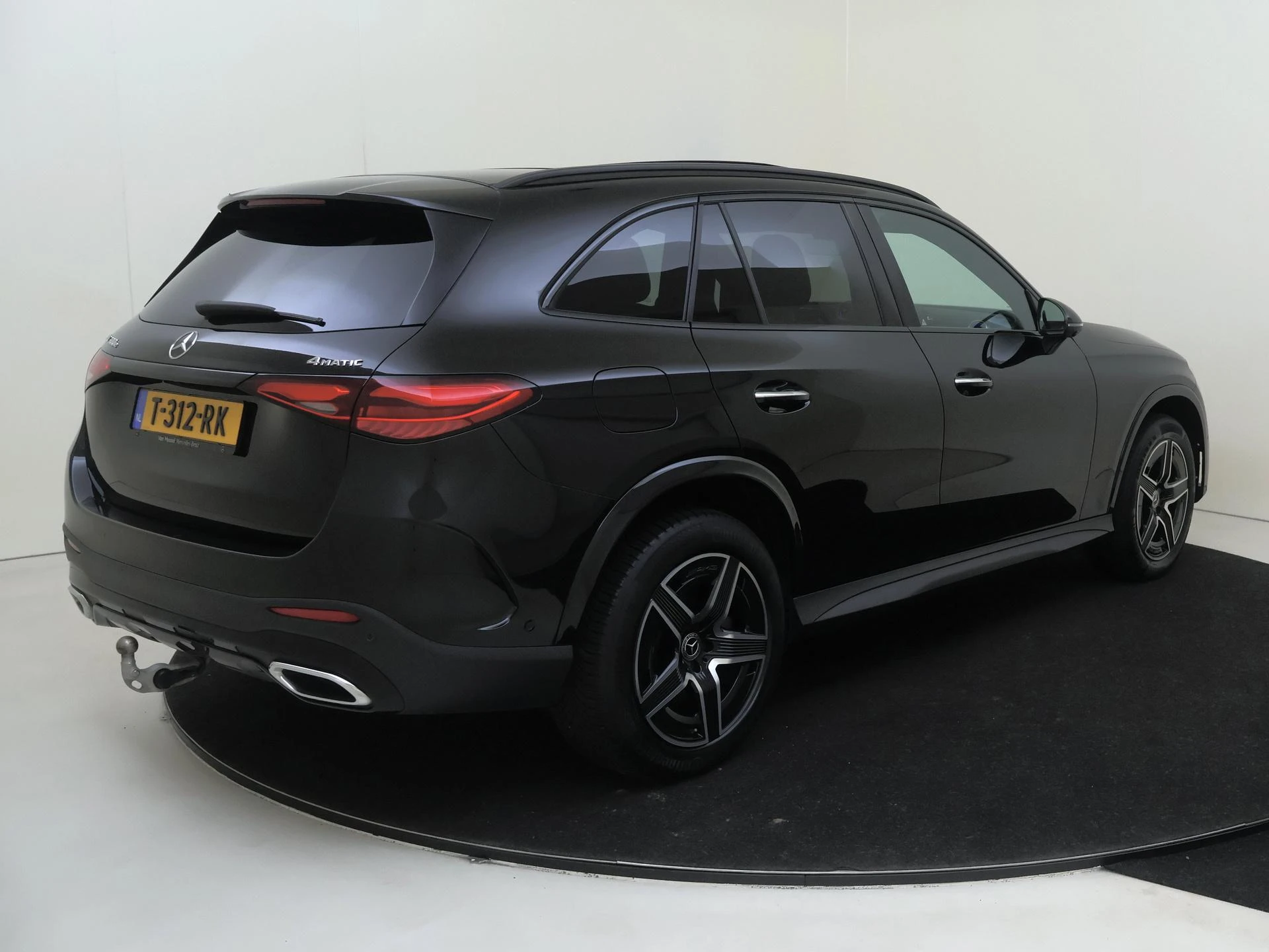 Mercedes-Benz GLC met kenteken 06100 – autofoto 3