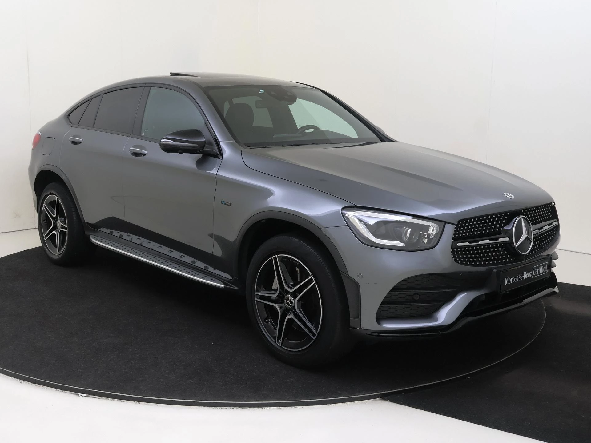 Mercedes-Benz GLC met kenteken 22100 – autofoto 3