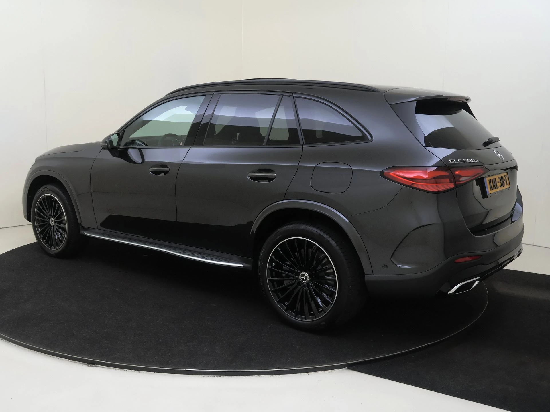 Mercedes-Benz GLC met kenteken 23100 – autofoto 4