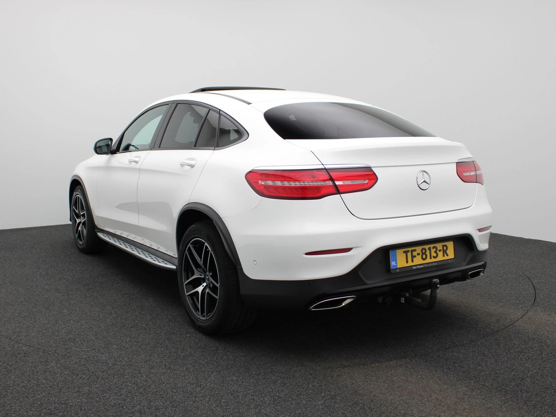 Mercedes-Benz GLC met kenteken 73100 – autofoto 3