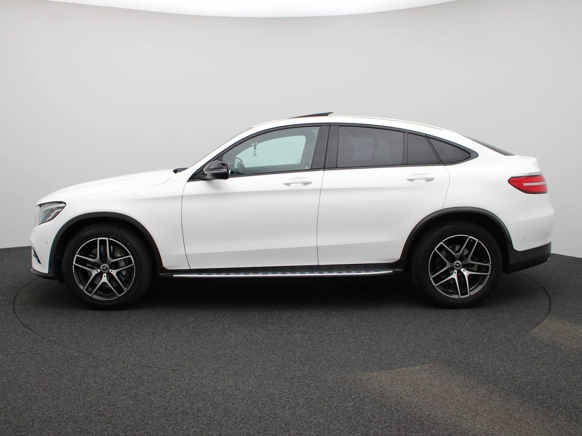 Mercedes-Benz GLC met kenteken 73100 – autofoto 5