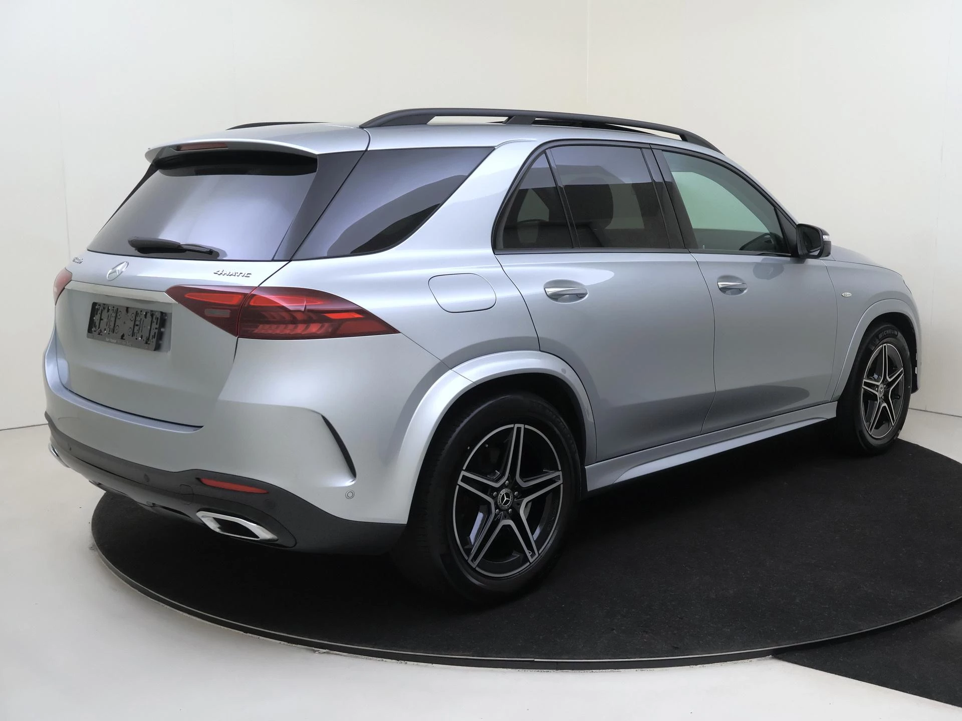 Mercedes-Benz GLE met kenteken 08100 – autofoto 5