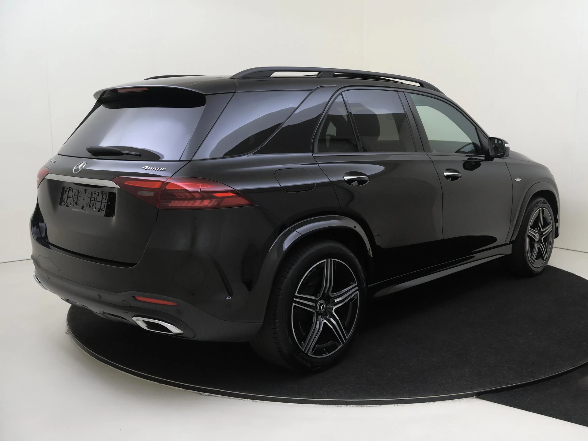 Mercedes-Benz GLE met kenteken 08100 – autofoto 5