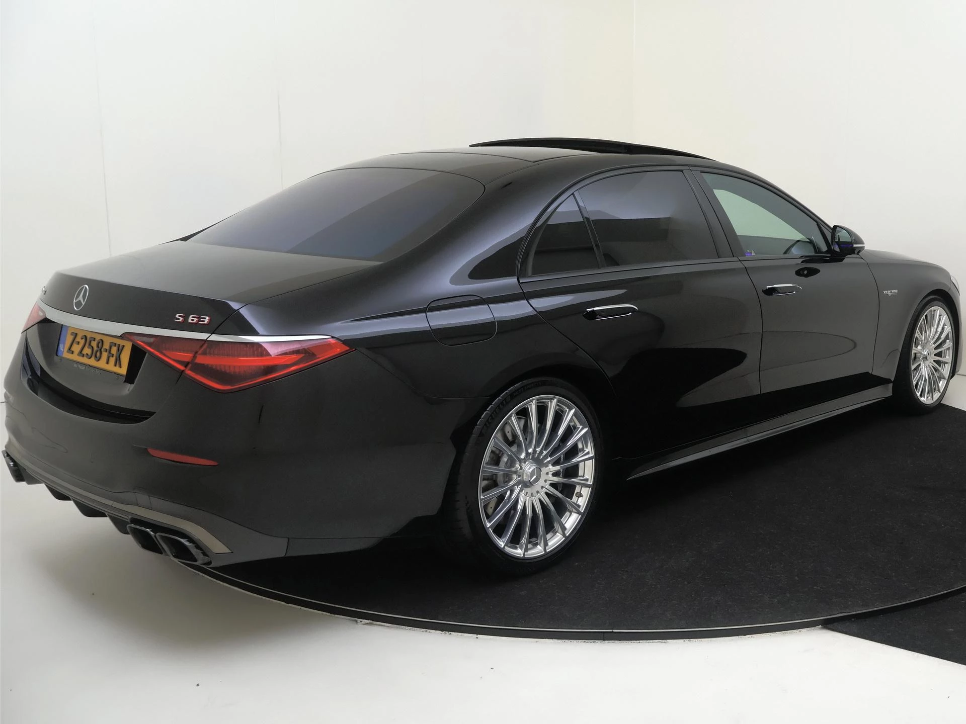 Mercedes-Benz S-Klasse met kenteken 44100 – autofoto 5