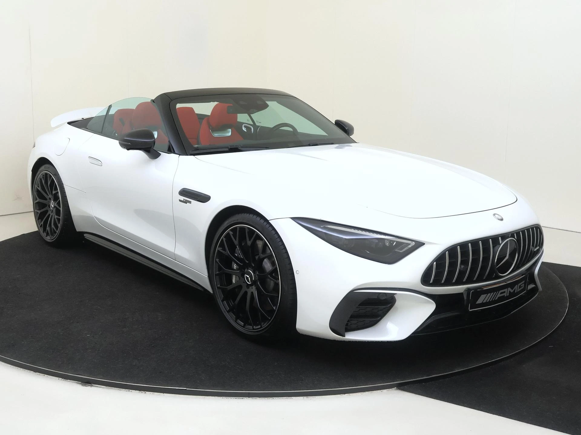 Mercedes-Benz SL met kenteken HFD-57-X – autofoto 3