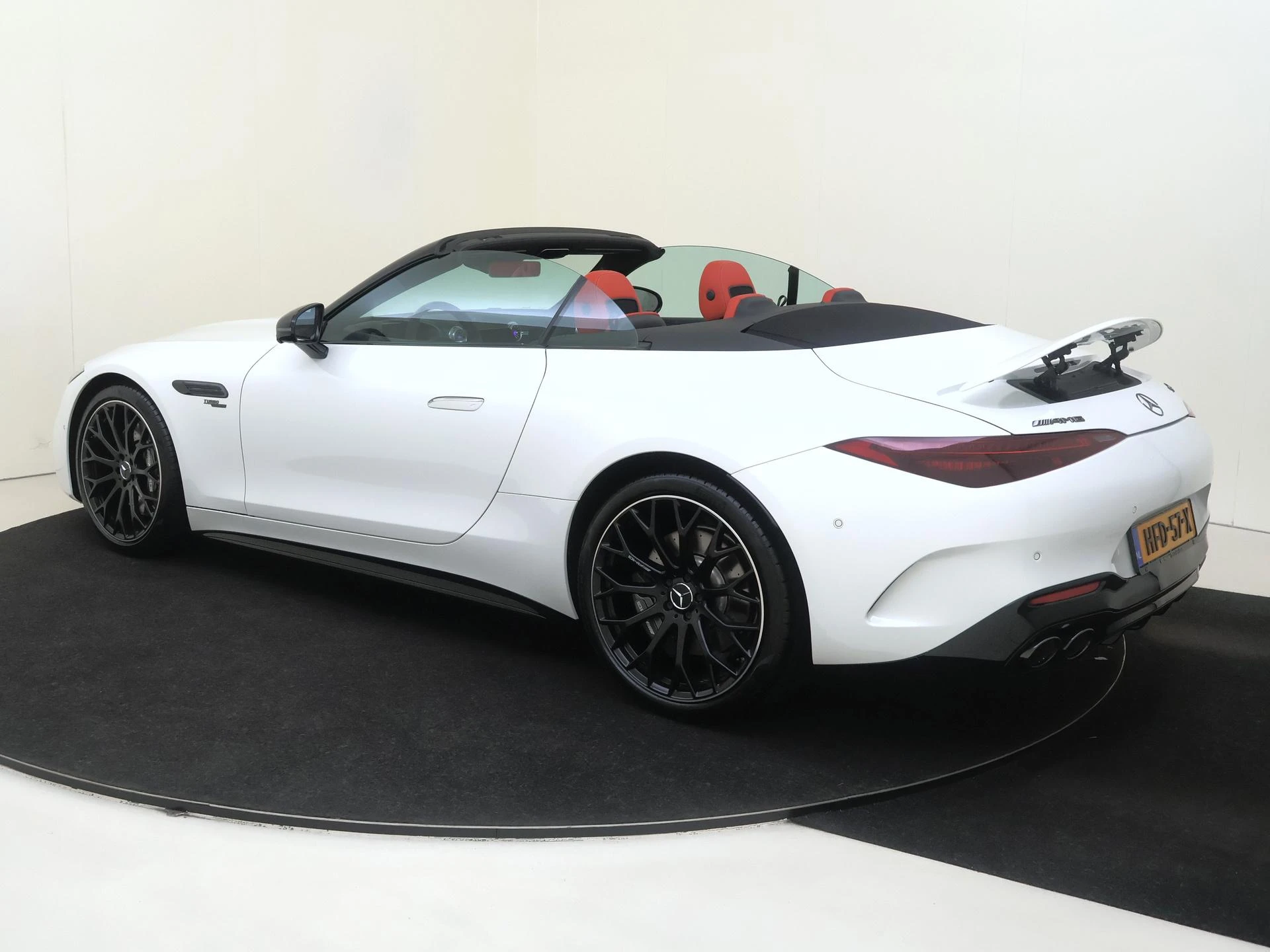 Mercedes-Benz SL met kenteken HFD-57-X – autofoto 4