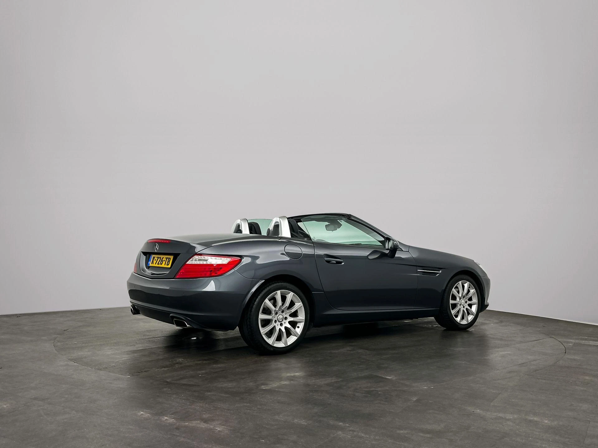 Mercedes-Benz SLK met kenteken 68100 – autofoto 5