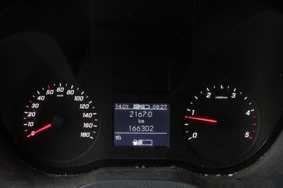 Mercedes-Benz Sprinter met kenteken V-88-FGJ – autofoto 4
