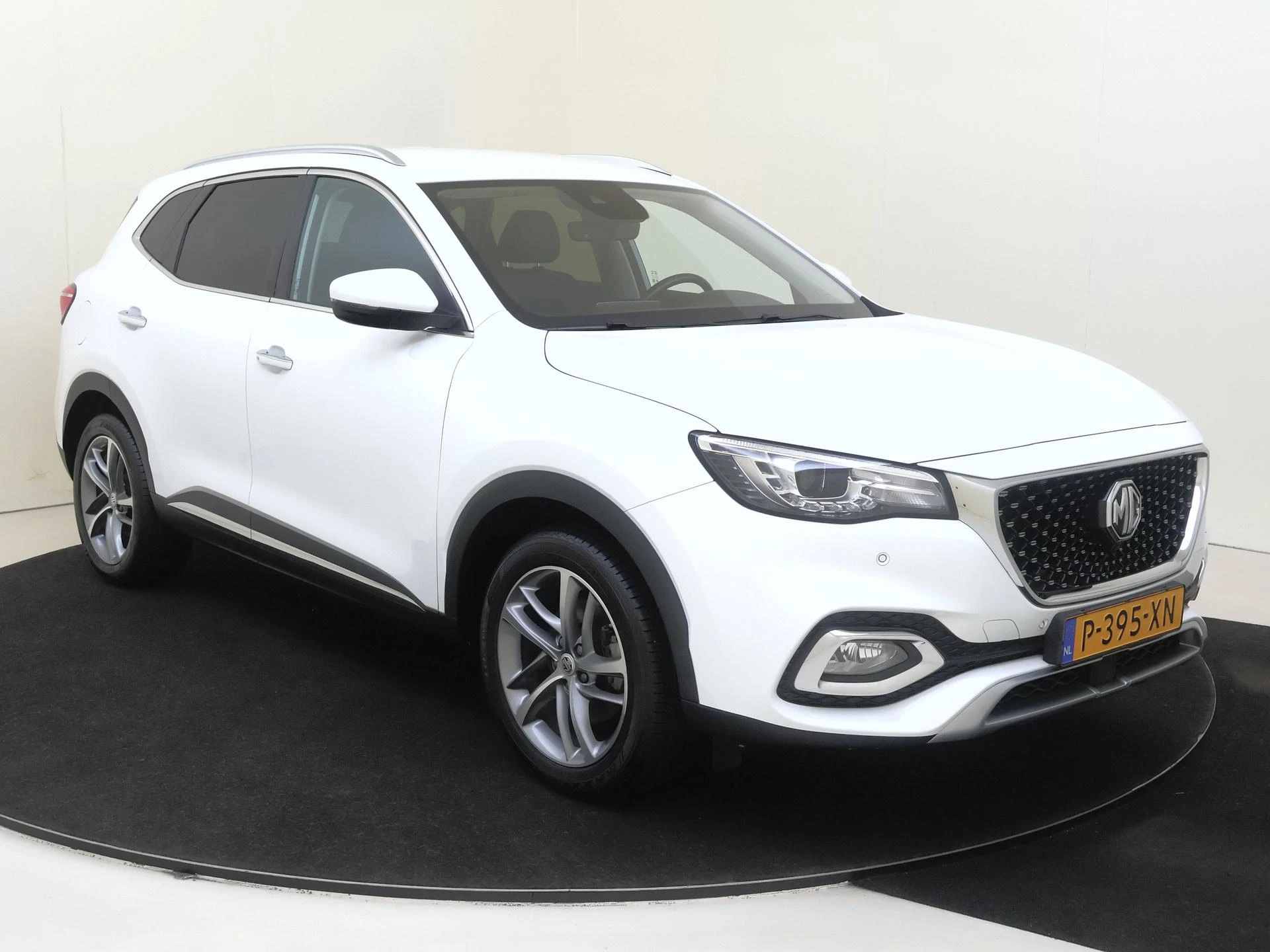 MG EHS met kenteken 18100 – autofoto 3