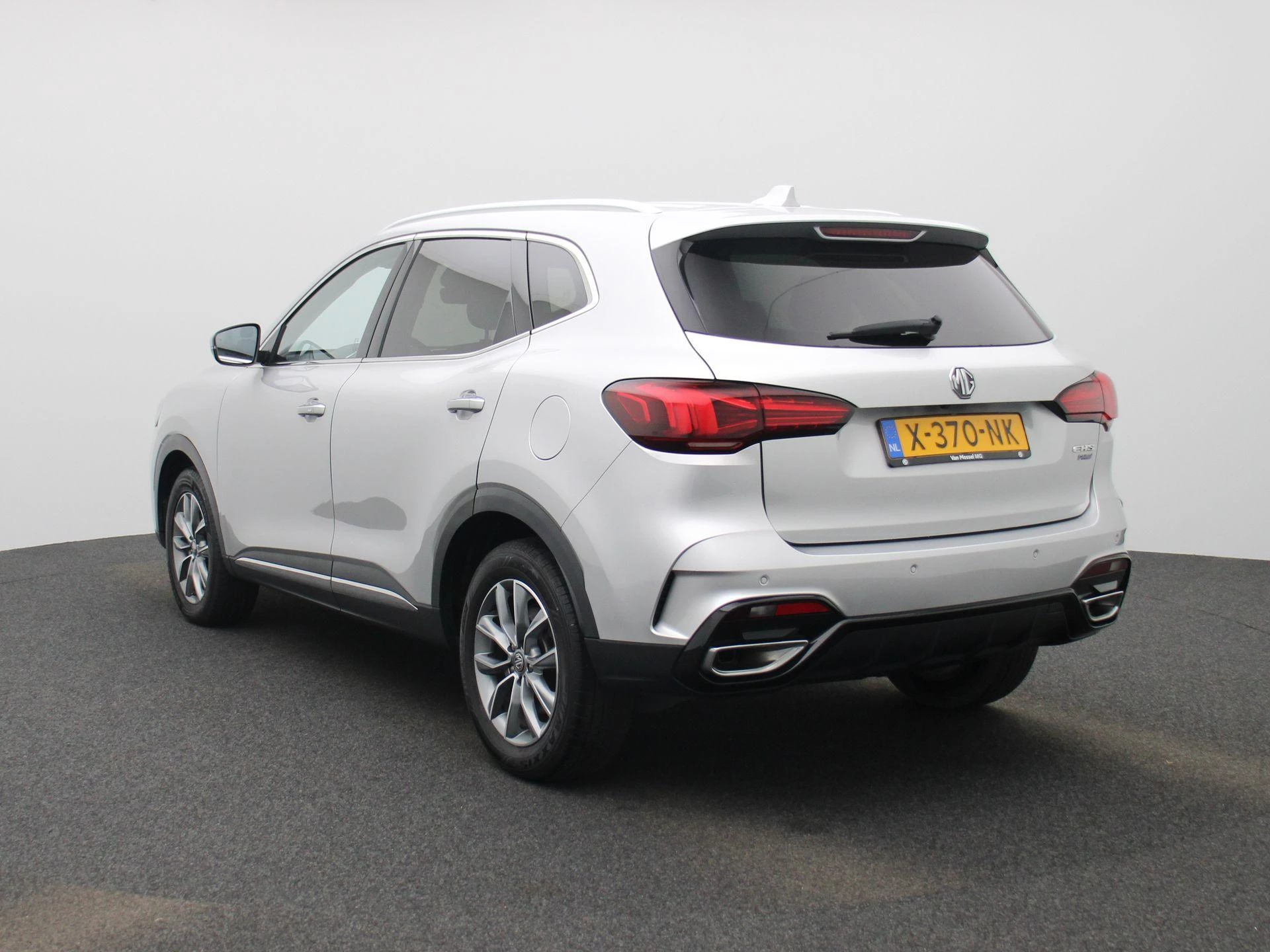 MG EHS met kenteken 18100 – autofoto 3