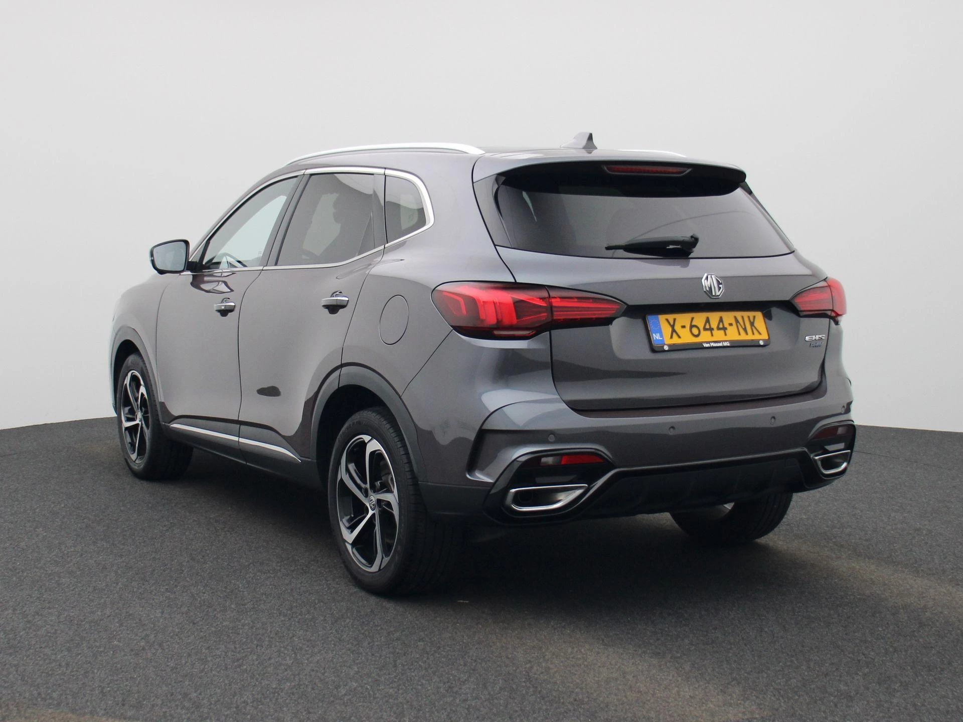 MG EHS met kenteken 18100 – autofoto 4