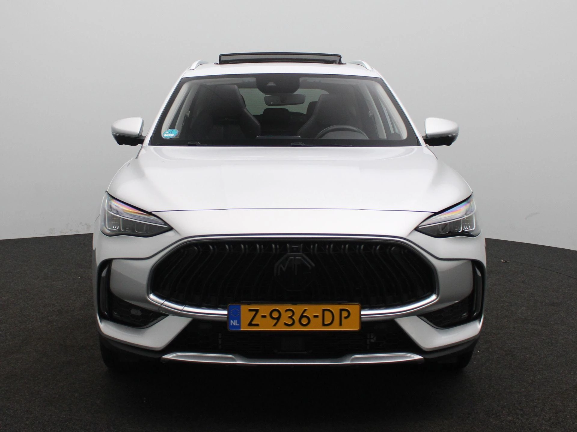 MG EHS met kenteken 18100 – autofoto 4