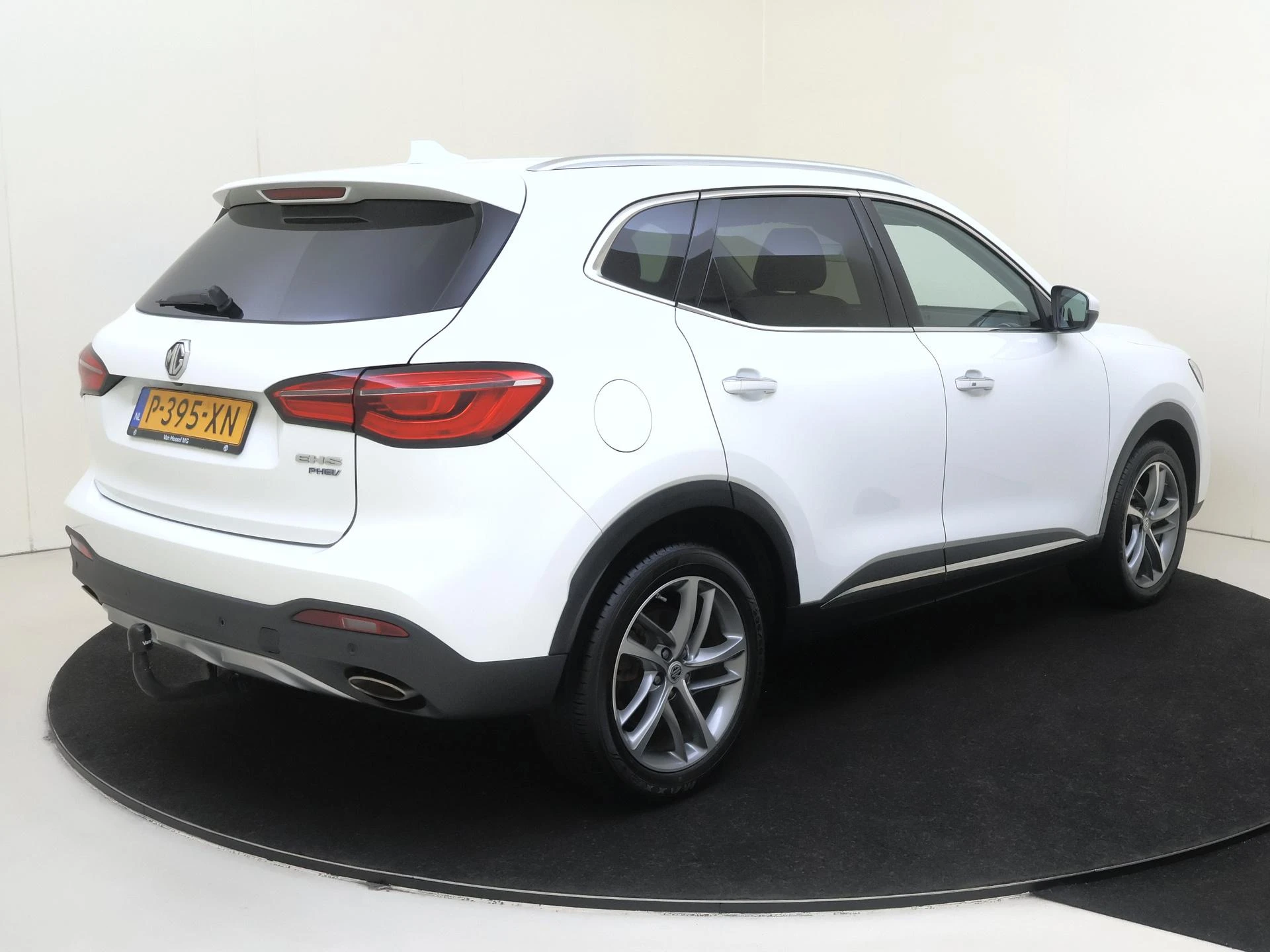 MG EHS met kenteken 18100 – autofoto 5