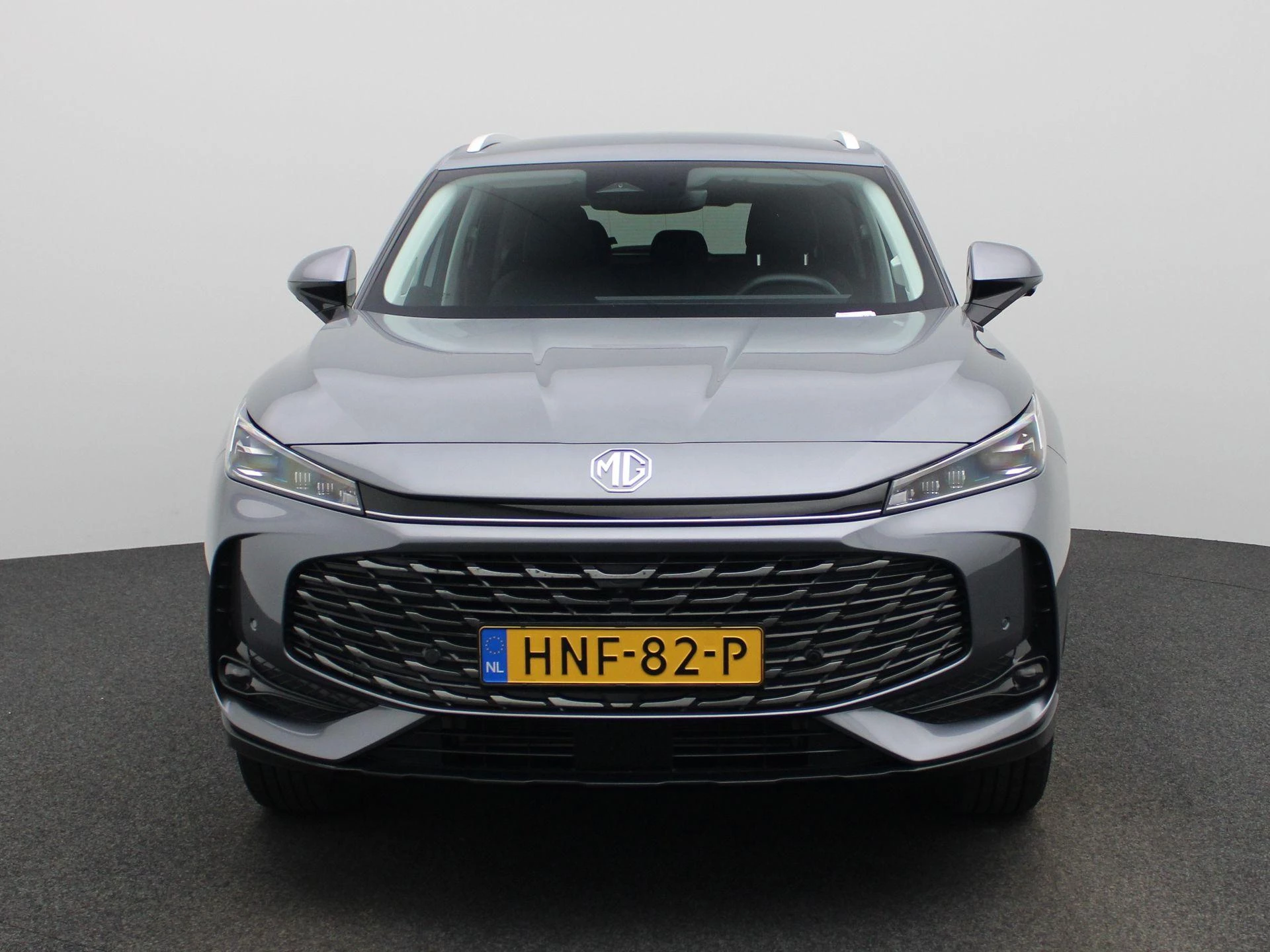 MG HS met kenteken 05100 – autofoto 4