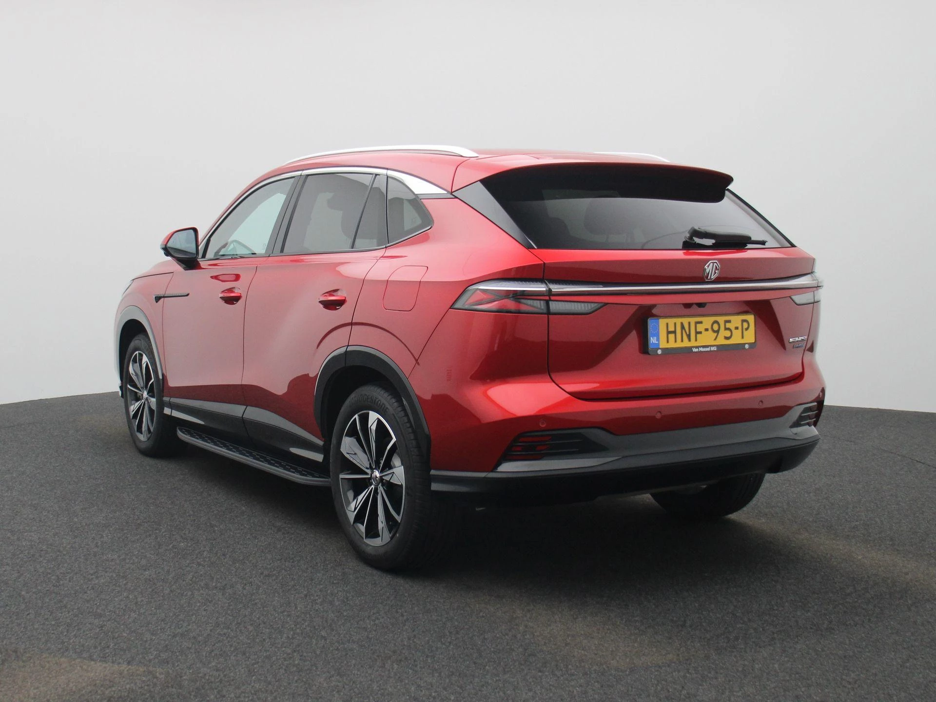 MG HS met kenteken 103 – autofoto 4