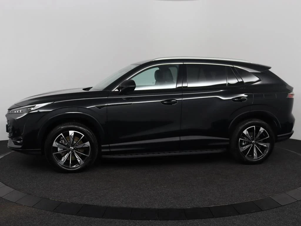 MG HS – autofoto 4