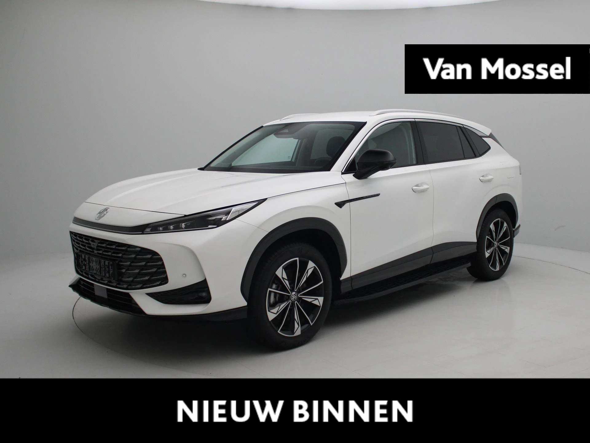 MG HS met kenteken KLV-03-S – autofoto 2