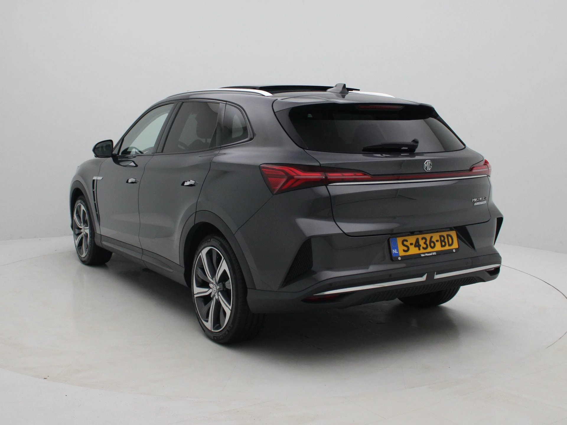 MG MarvelR – autofoto 3