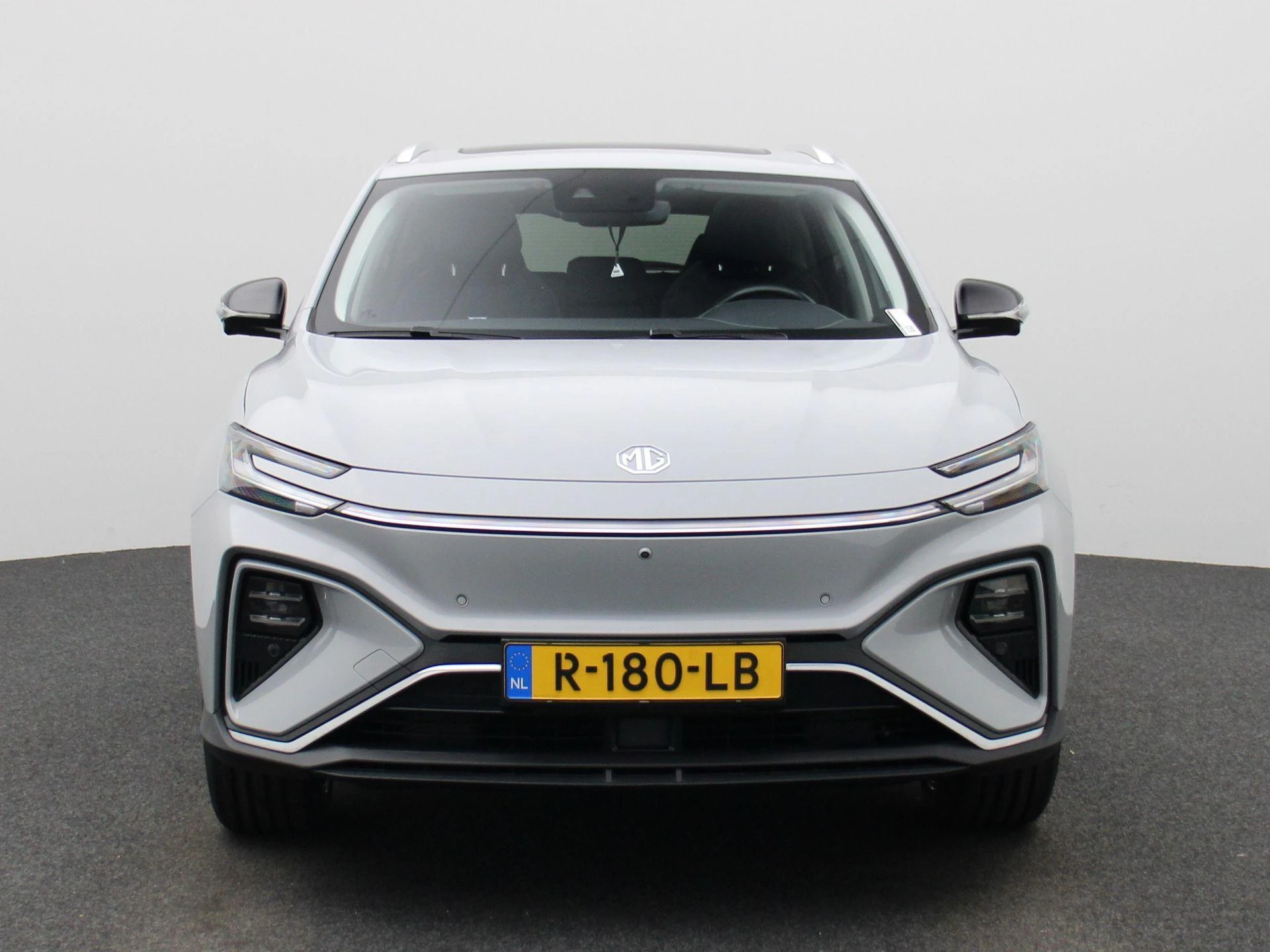 MG MarvelR – autofoto 4