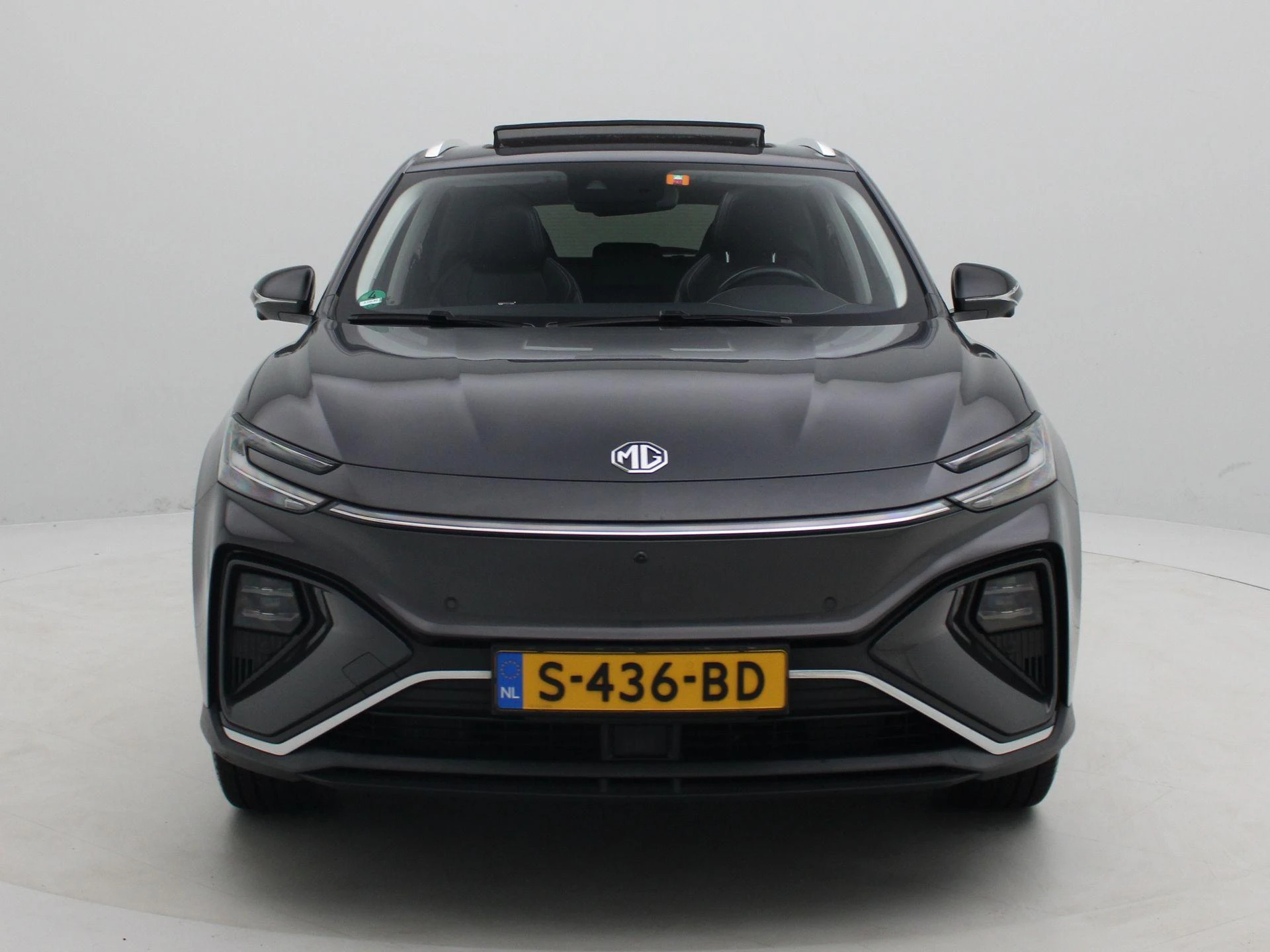 MG MarvelR – autofoto 4