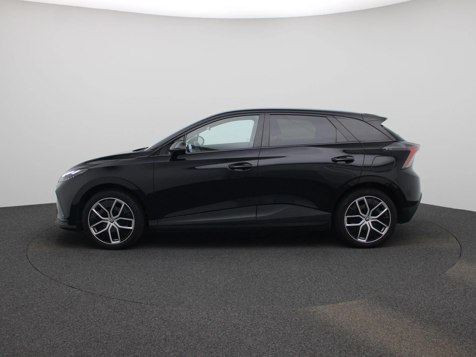 MG Mg4 – autofoto 5