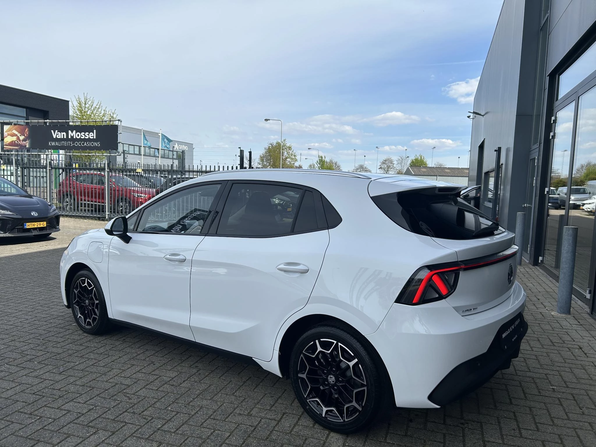 MG MG4EV – autofoto 4