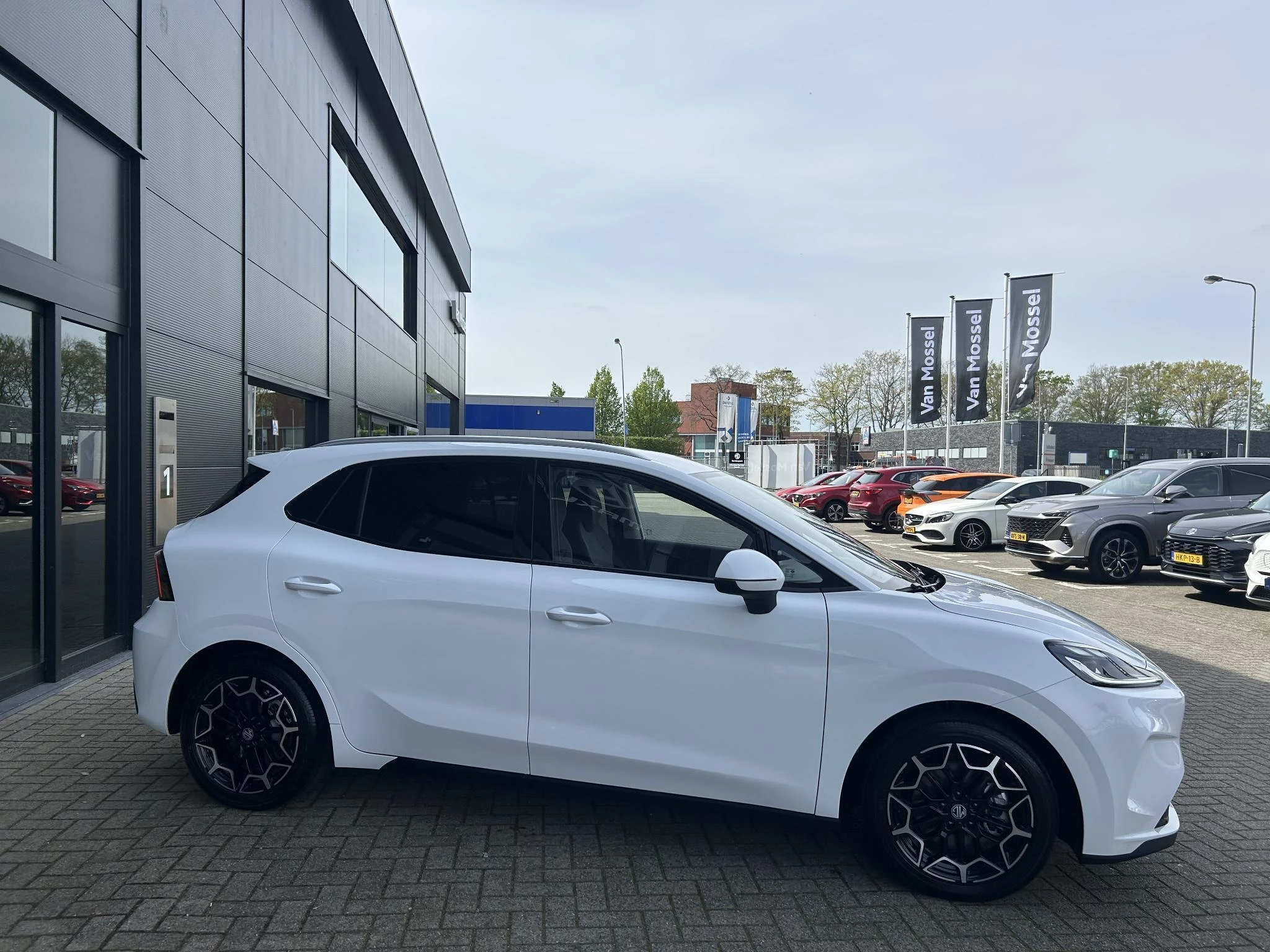 MG MG4EV – autofoto 5