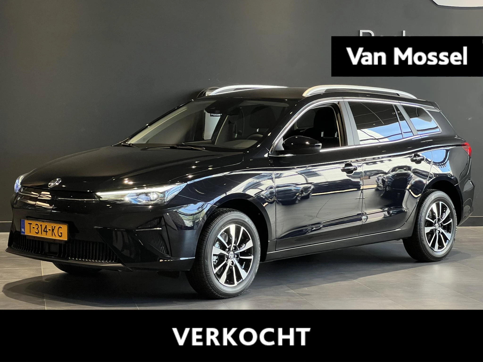 MG MG5 – autofoto 2