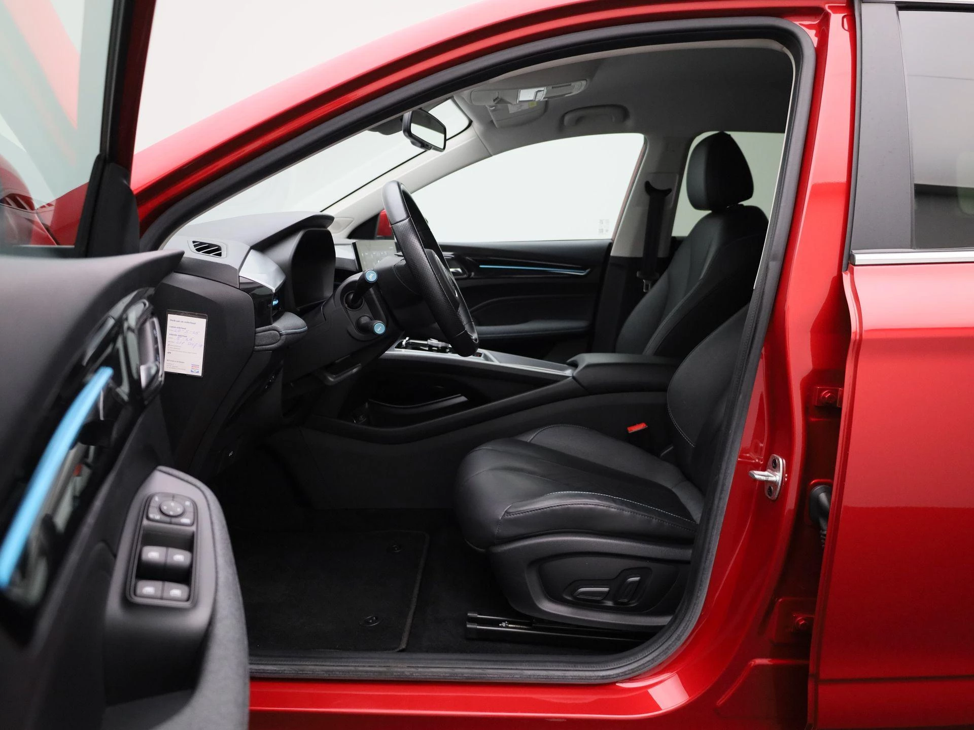 MG MG5 – autofoto 3