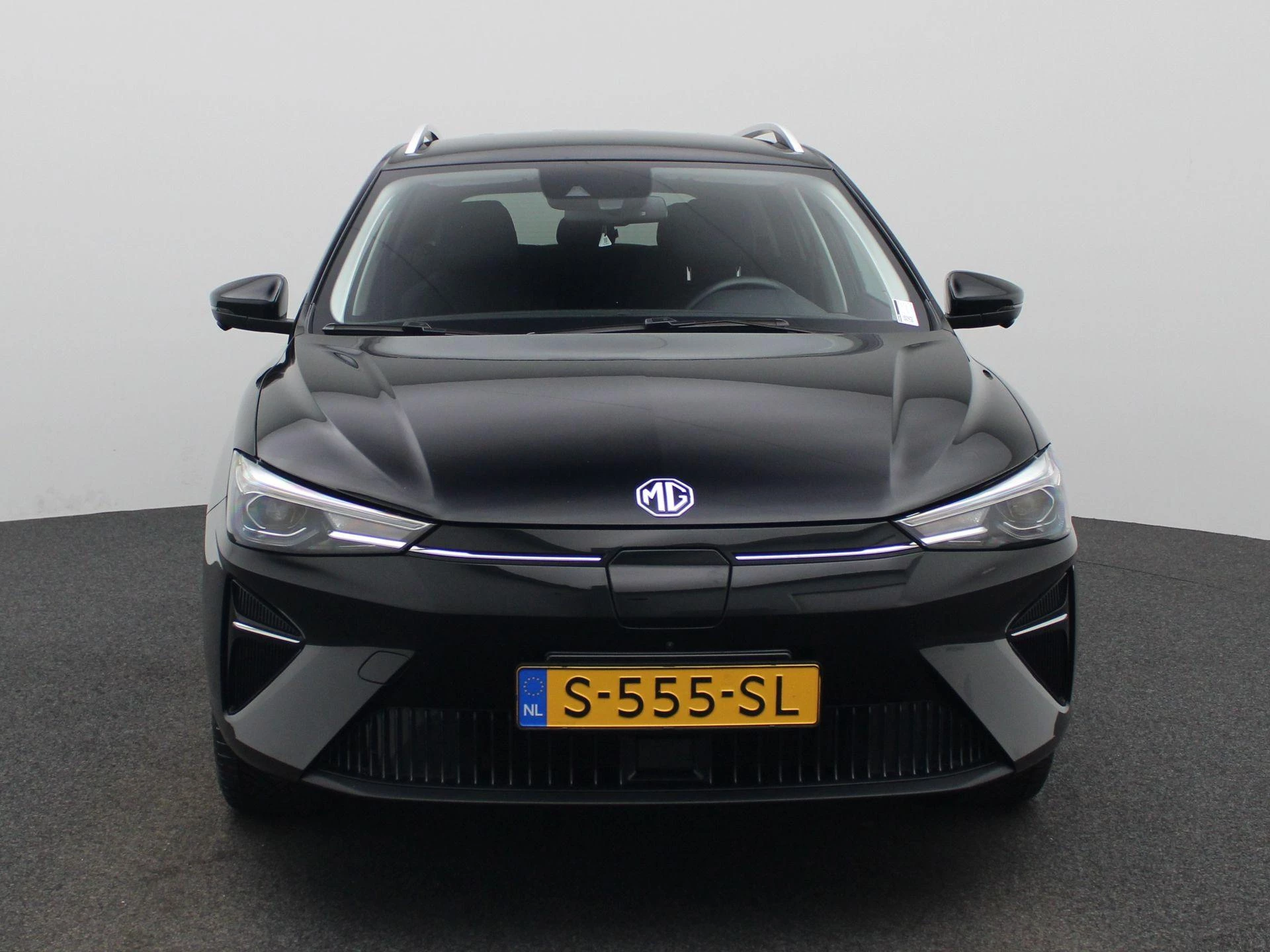 MG MG5 – autofoto 4