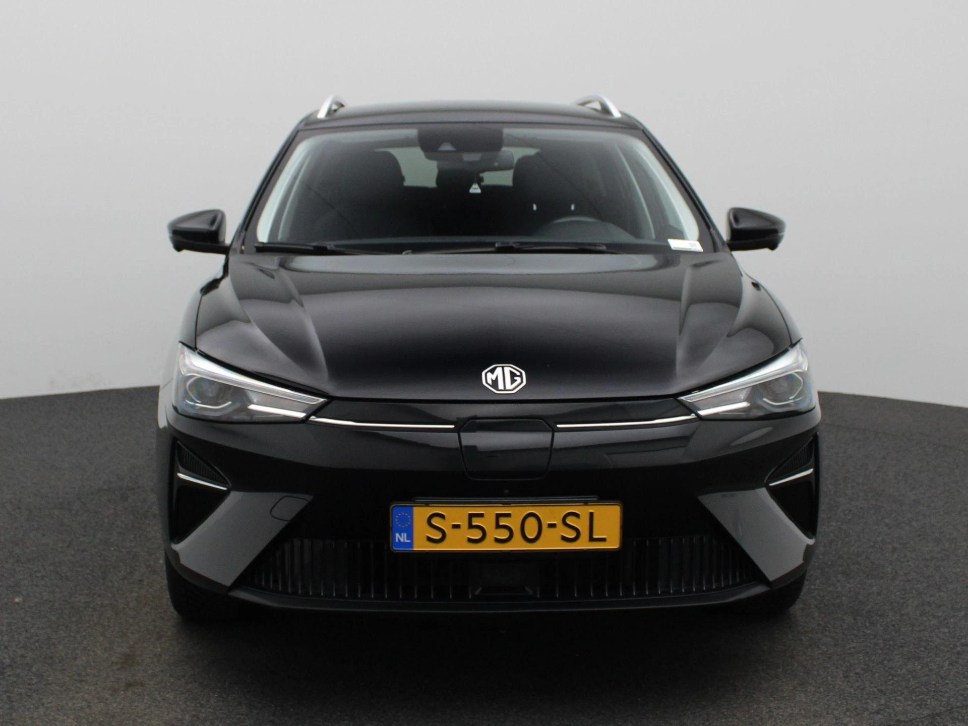 MG MG5 – autofoto 4