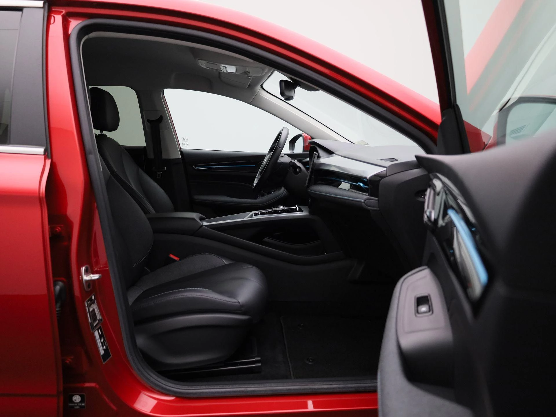 MG MG5 – autofoto 5