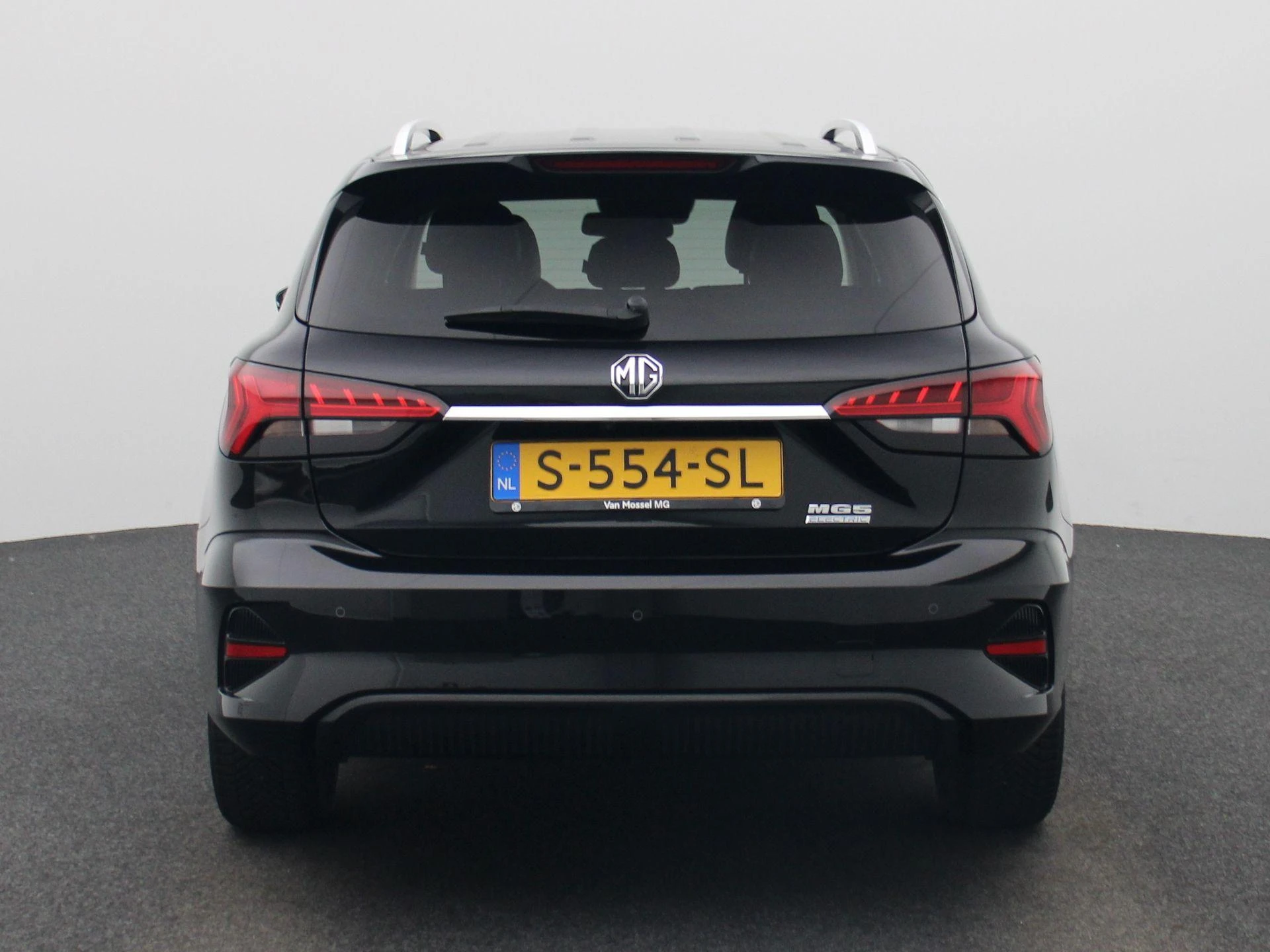 MG MG5 – autofoto 5
