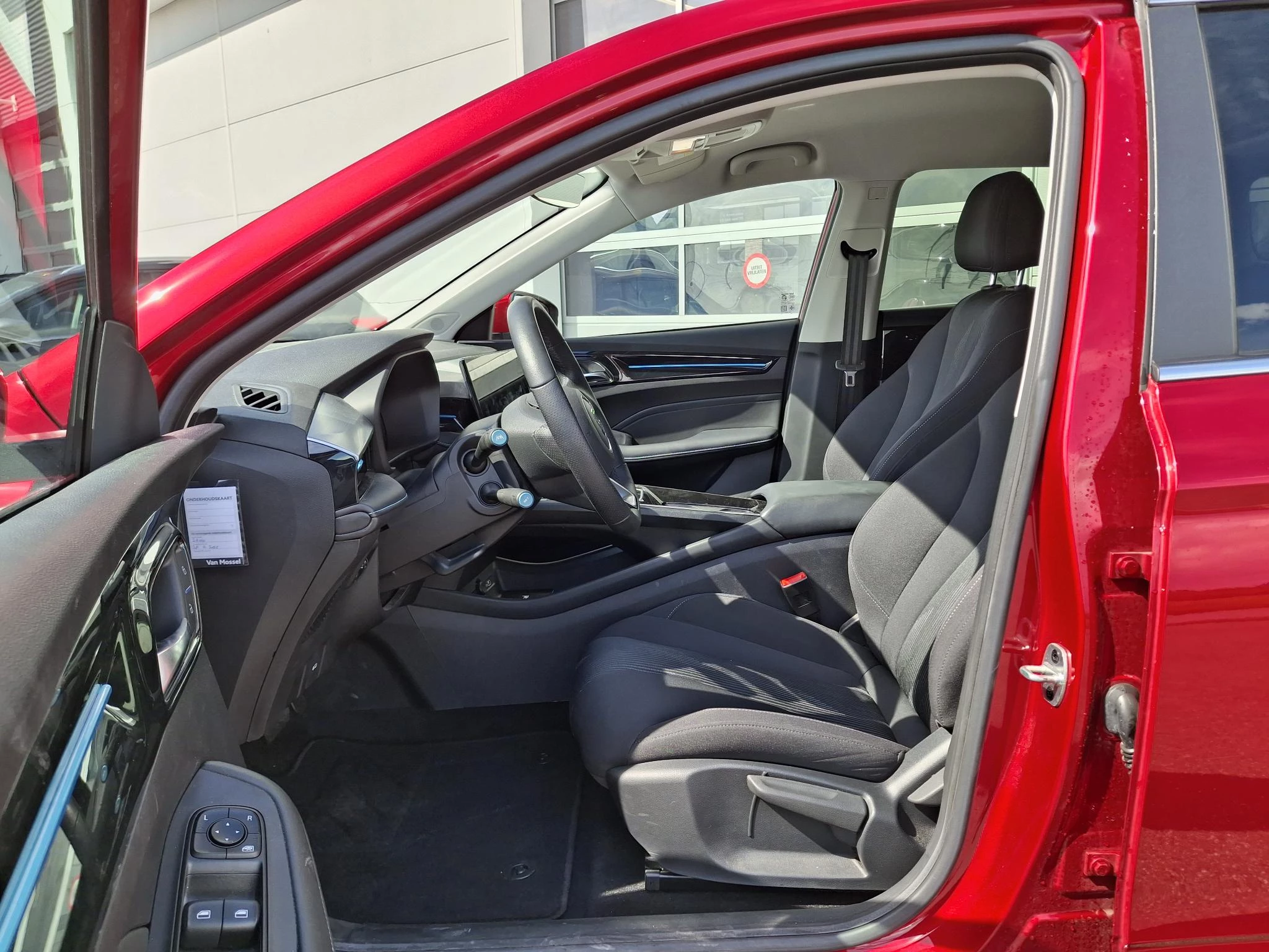 MG MG5 – autofoto 5