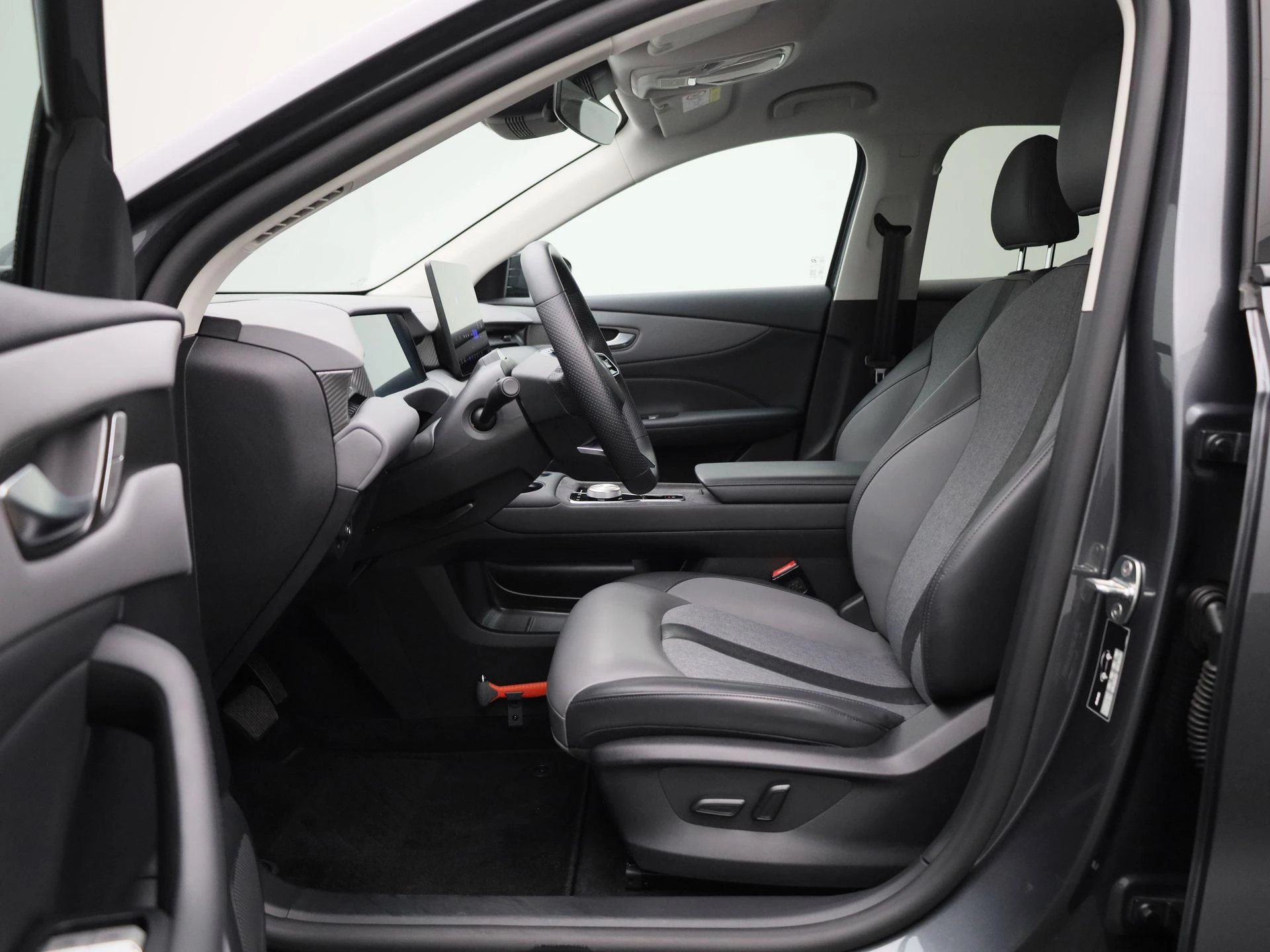 MG MGS5EV – autofoto 4