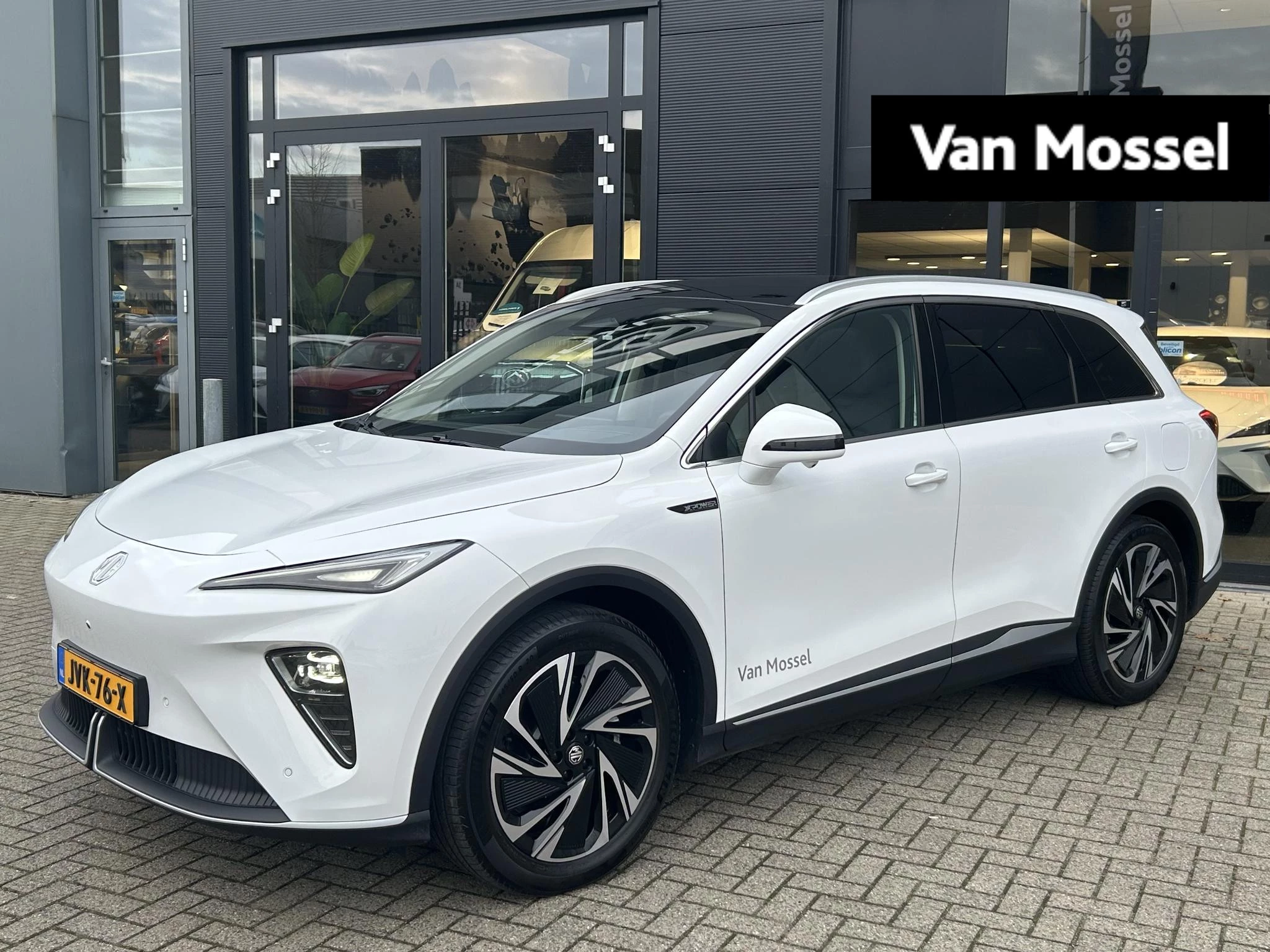 MG MGS6EV – autofoto 2