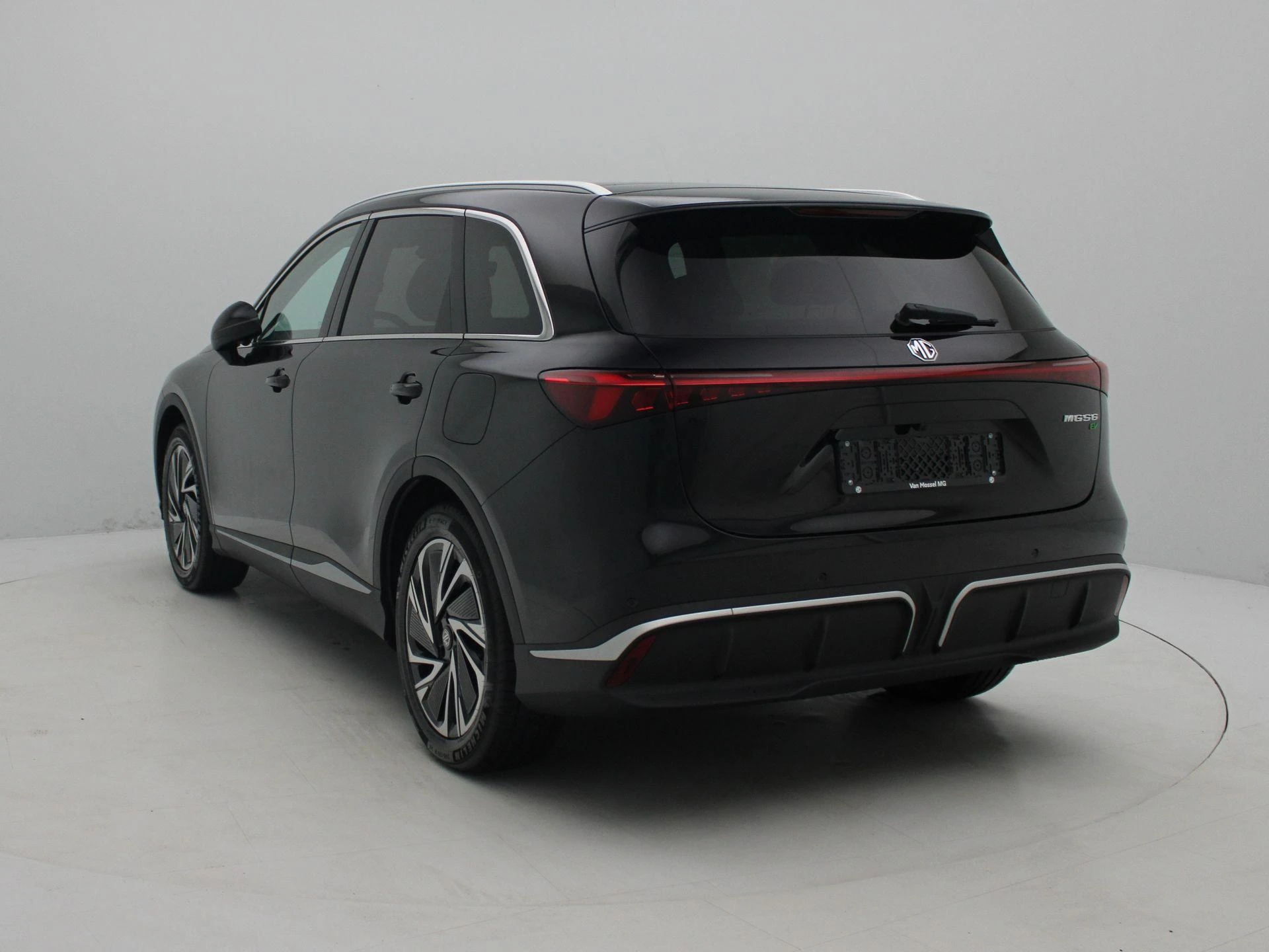 MG MGS6EV – autofoto 3