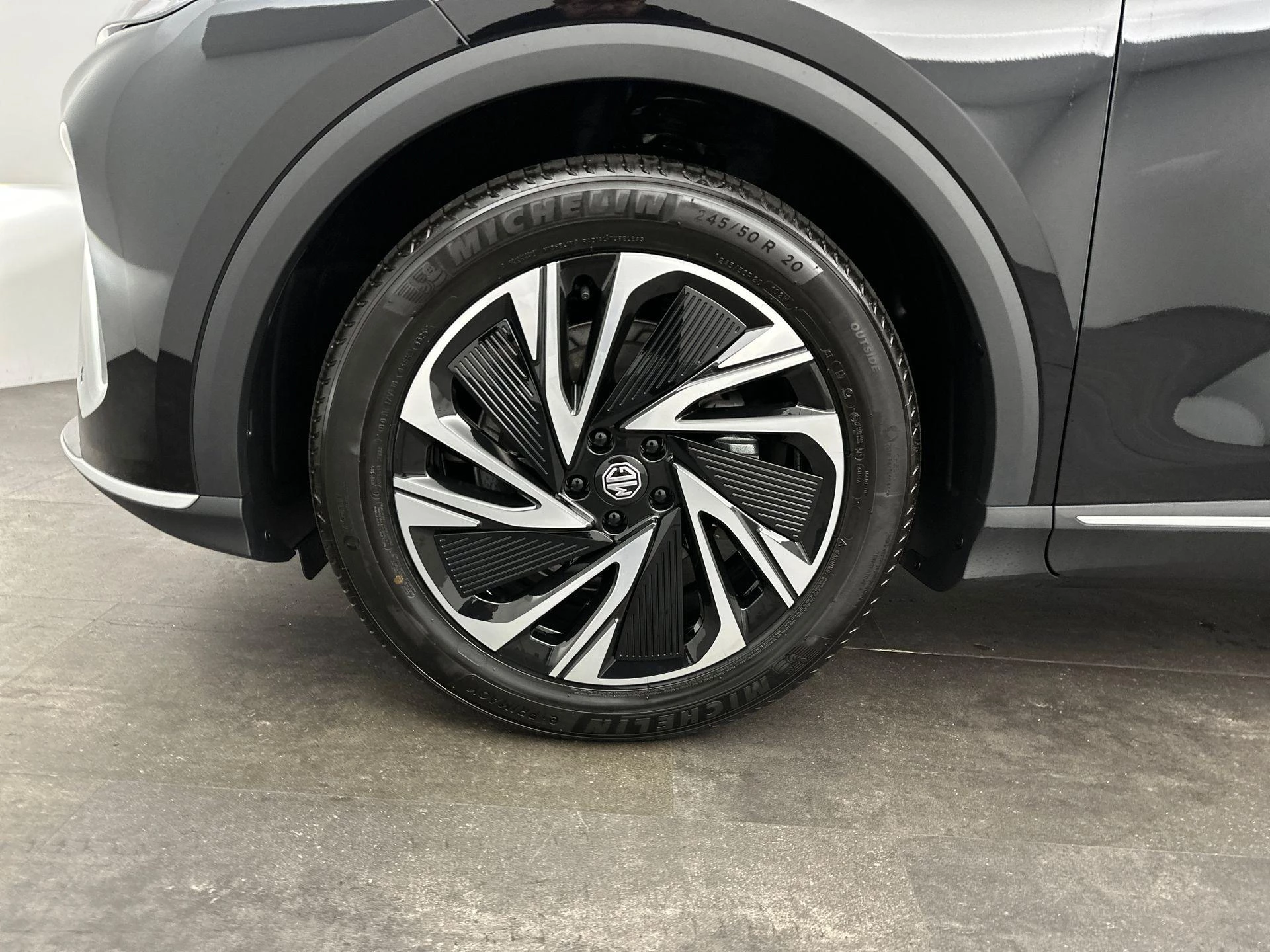 MG MGS6EV – autofoto 5